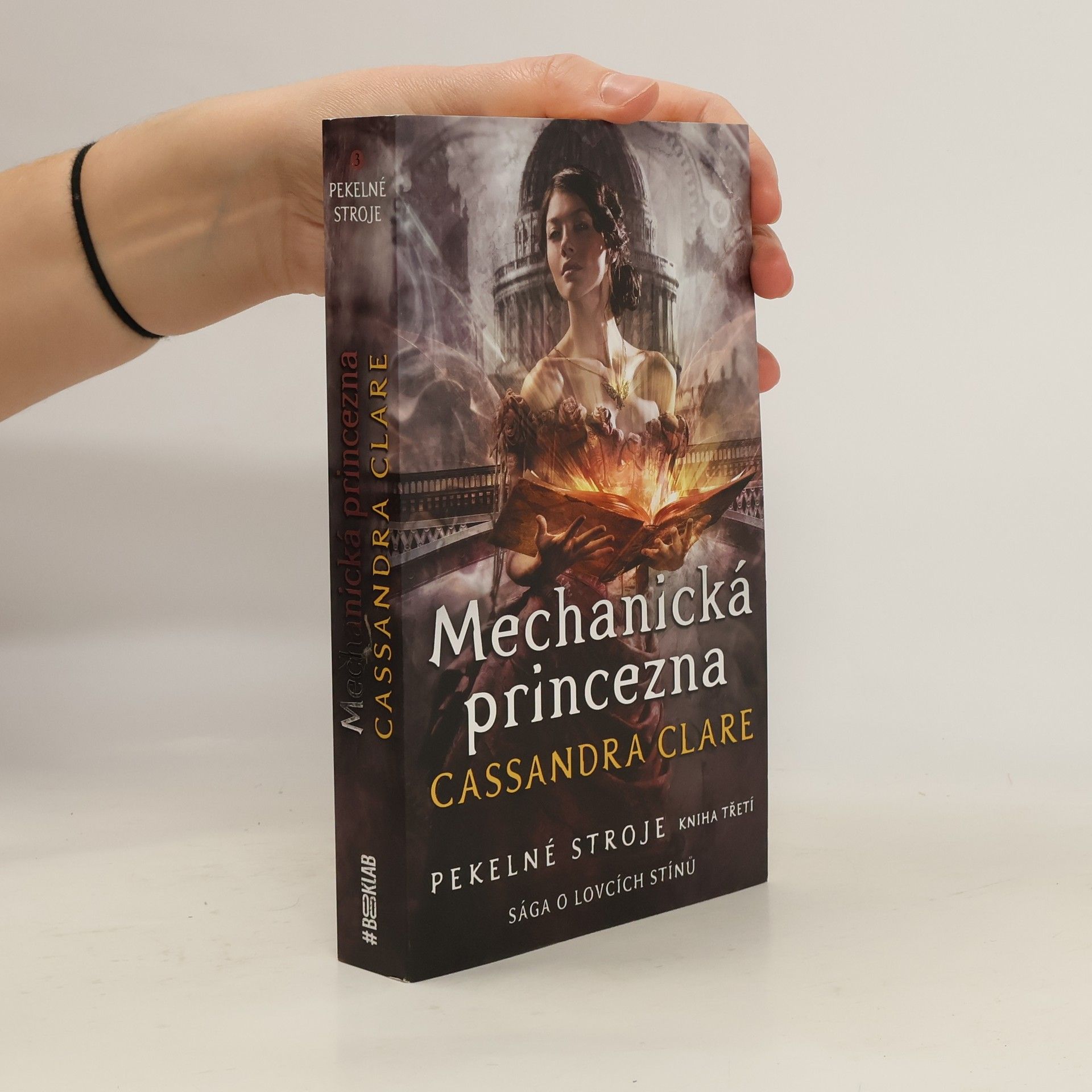 Cassandra Clare Mechanická princezna