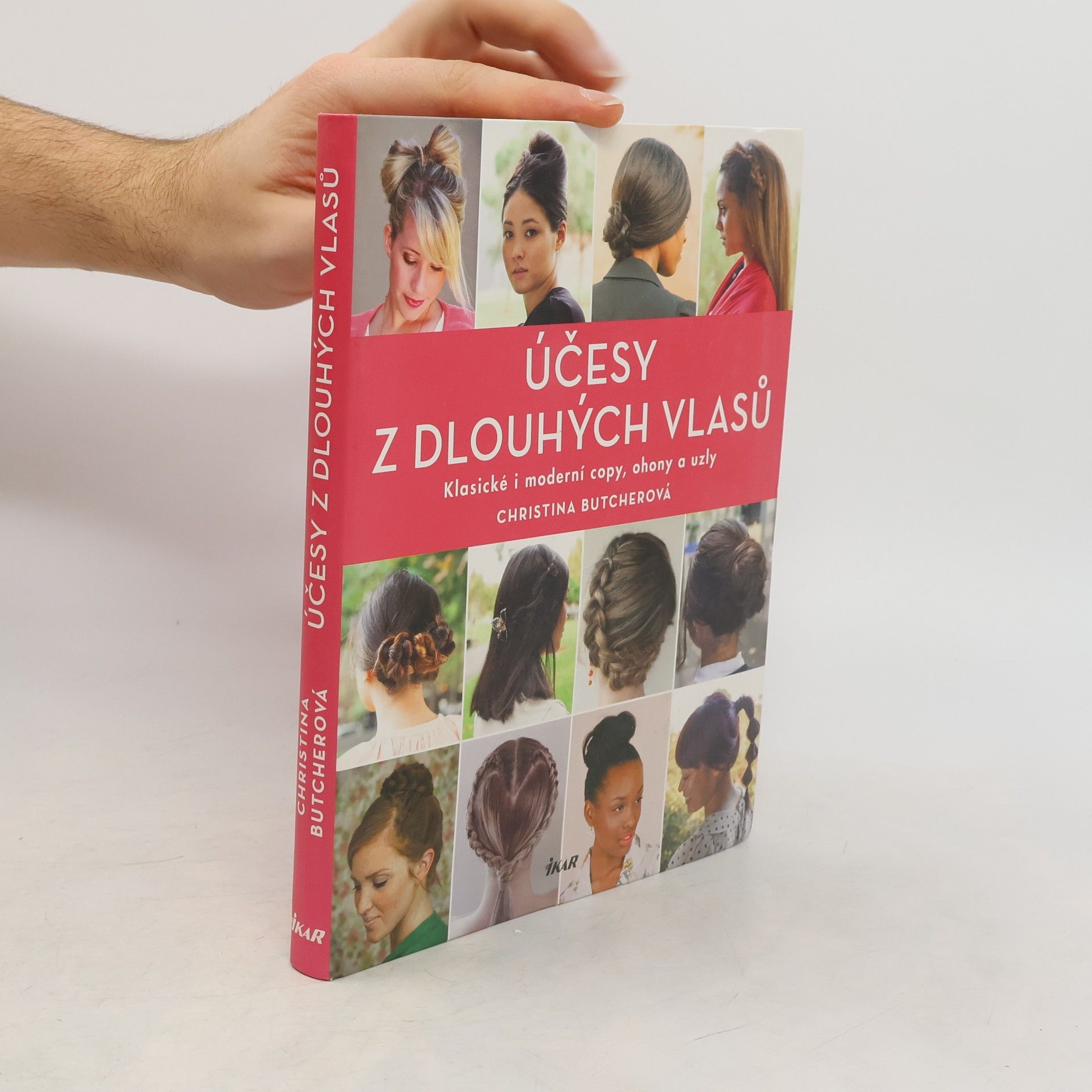 Účesy z dlouhých vlasů : klasické i moderní copy, ohony a uzly