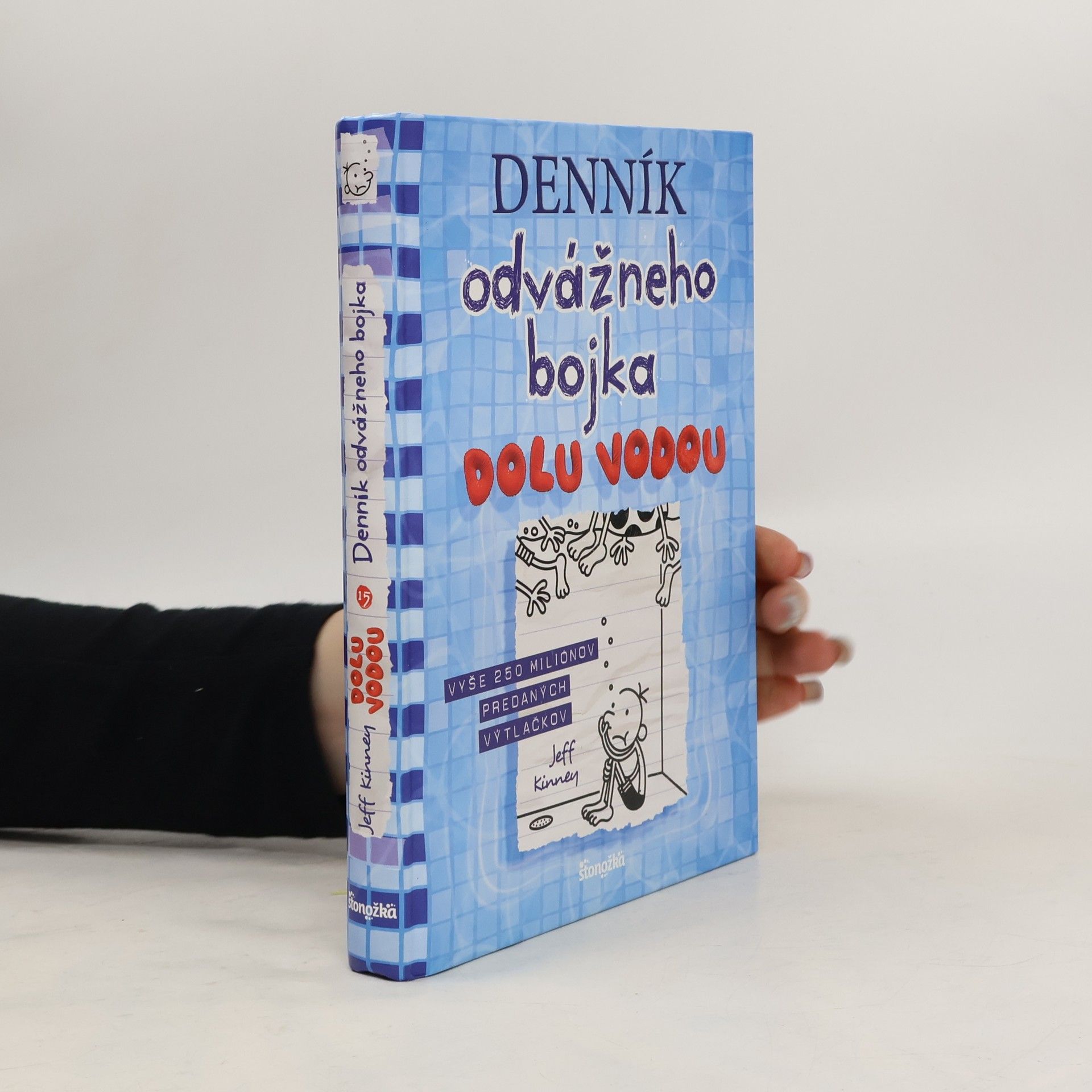 Jeff Kinney Denník odvážného bojka Dolu vodou
