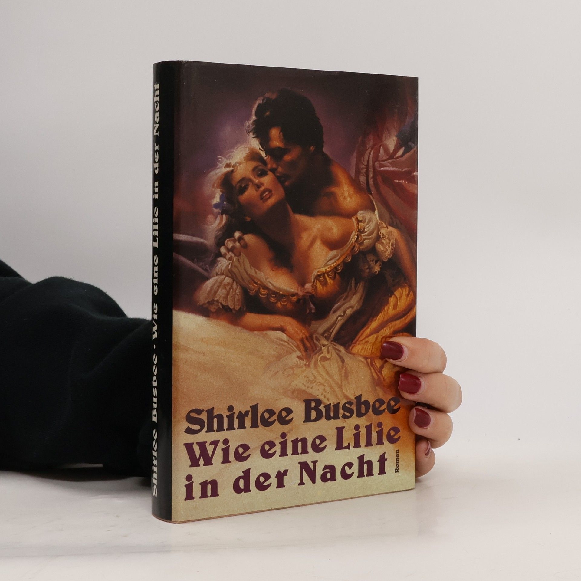 Wie eine Lilie in der Nacht