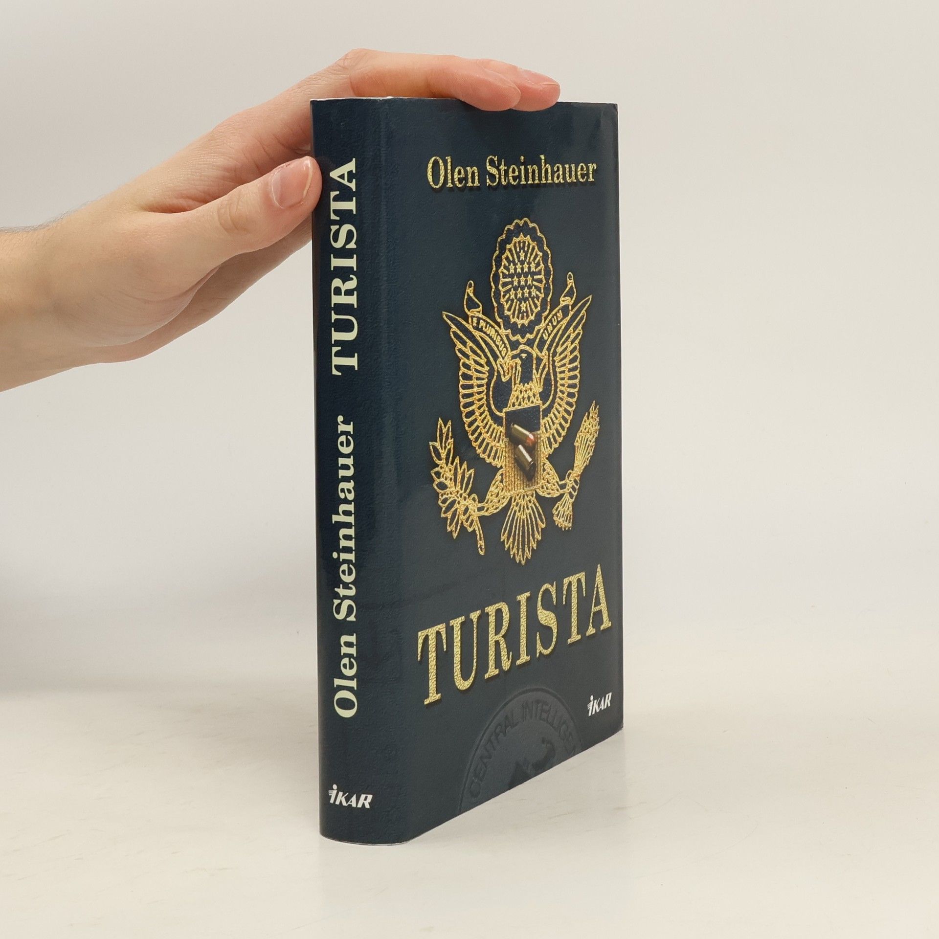 Olen Steinhauer Turista