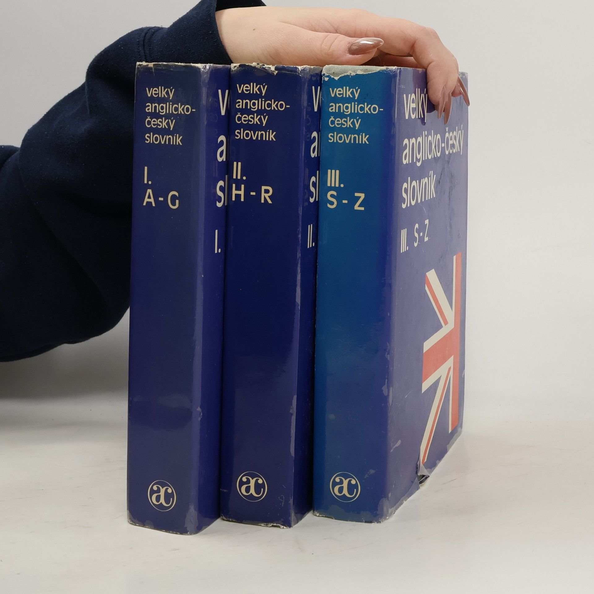 Karel Hais Velký anglicko-český slovník I. A-G; II. H-R; III. S-Z