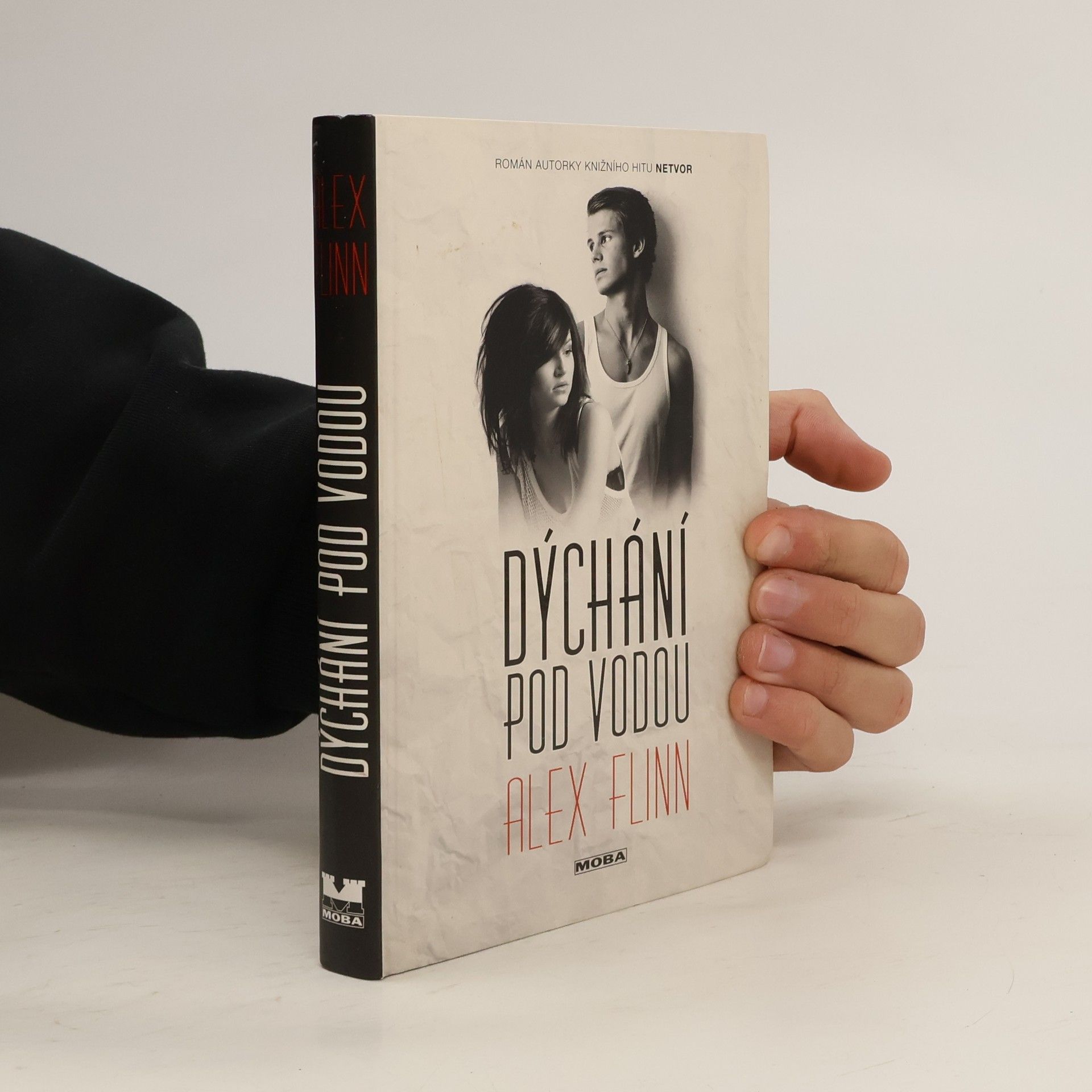 Alex Flinn Dýchání pod vodou