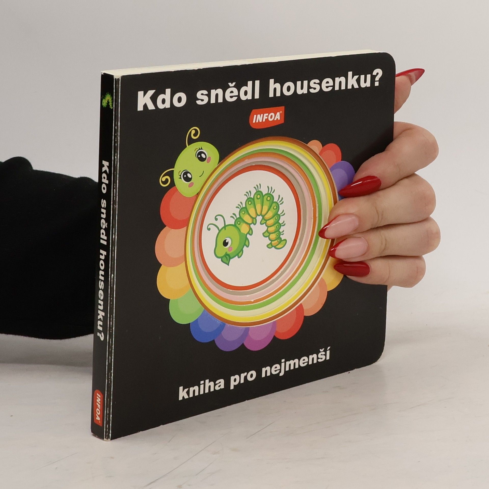 Kdo snědl housenku?