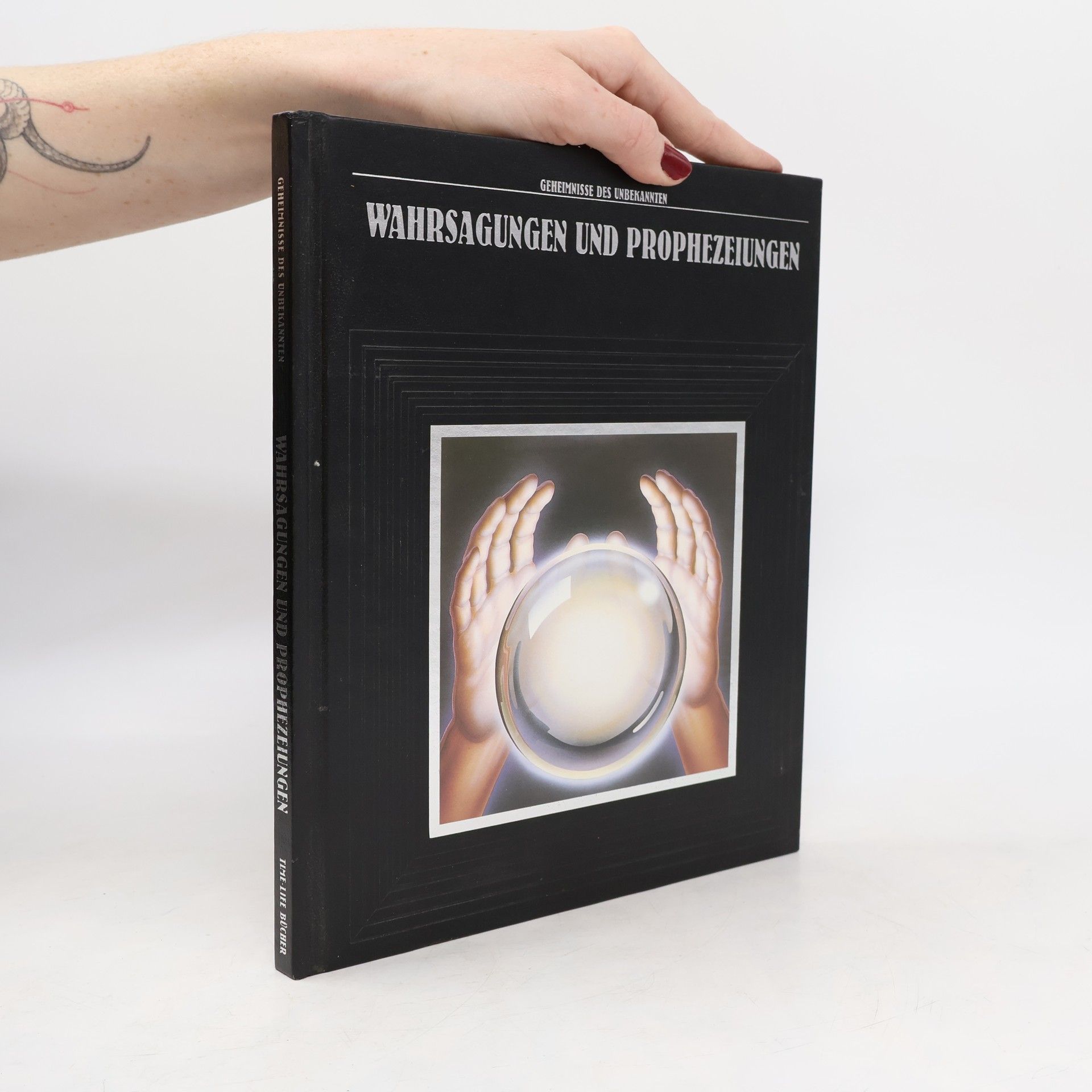 Wahrsagungen und Prophezeiungen