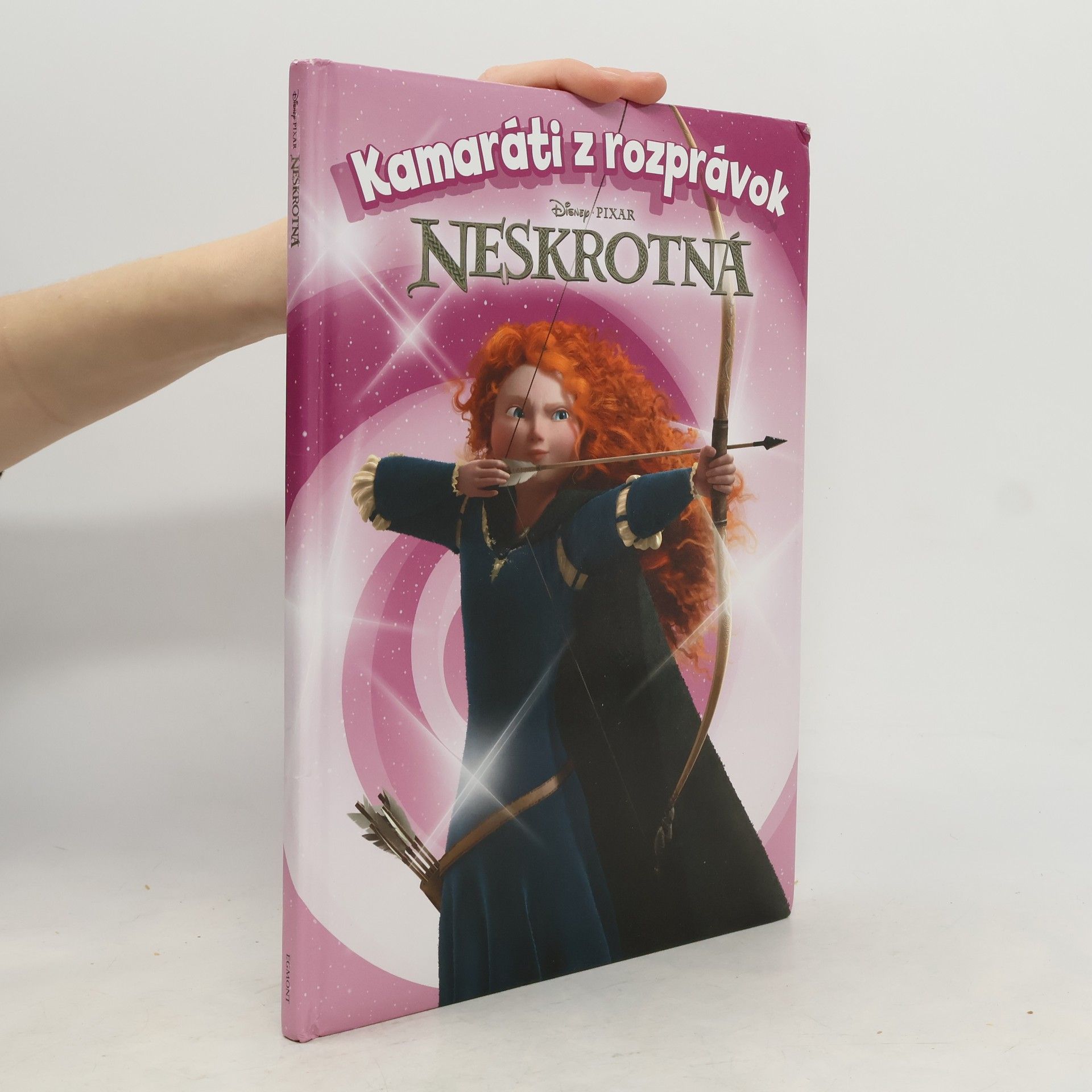 Collectif d'auteurs Neskrotná