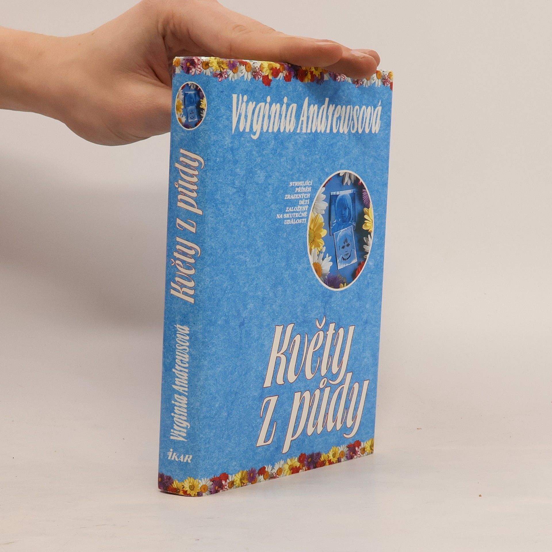 Virginia C. Andrewsová Květy z půdy