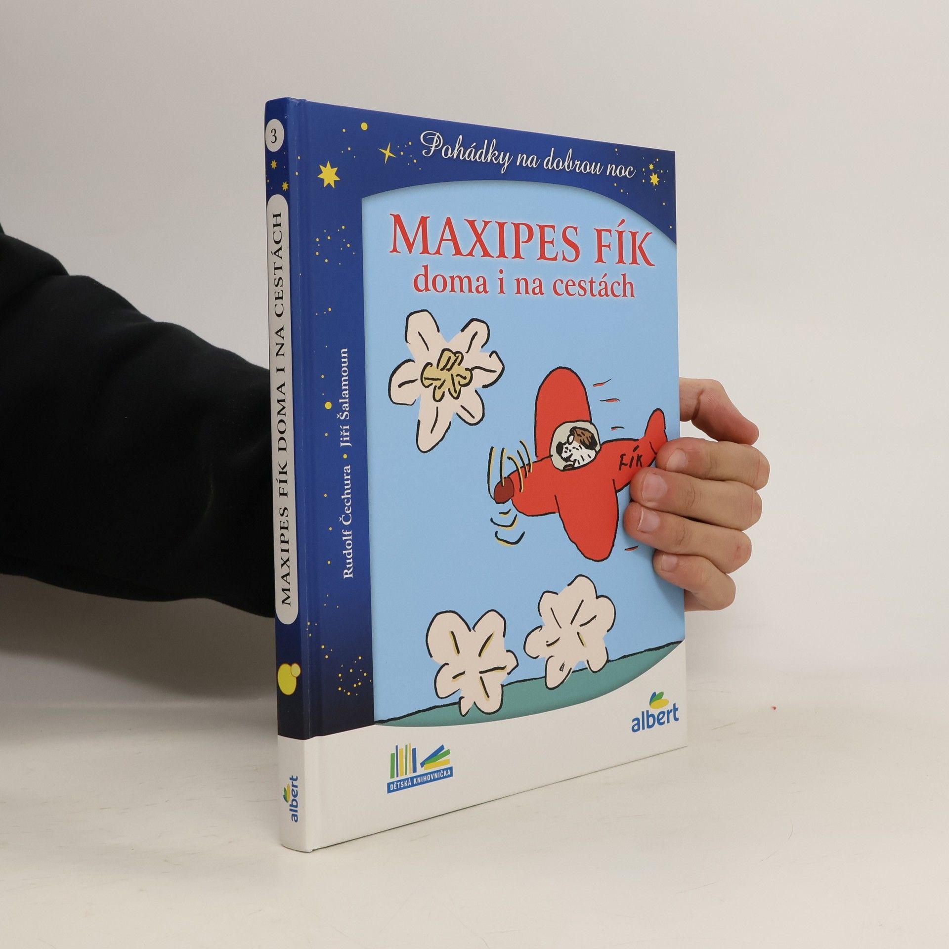 Maxipes Fík doma i na cestách