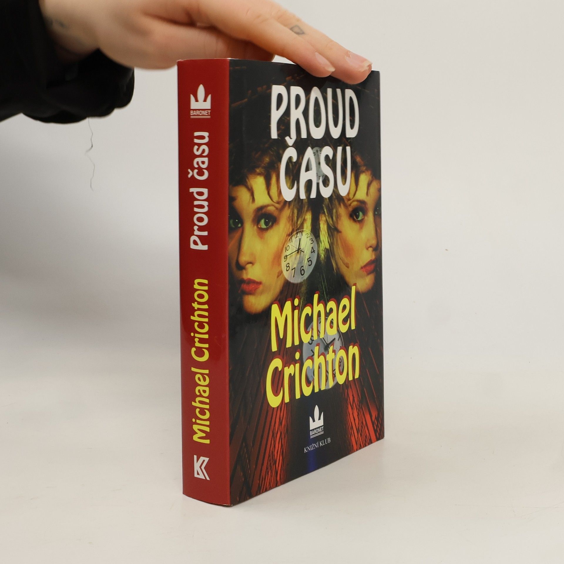 Proud času