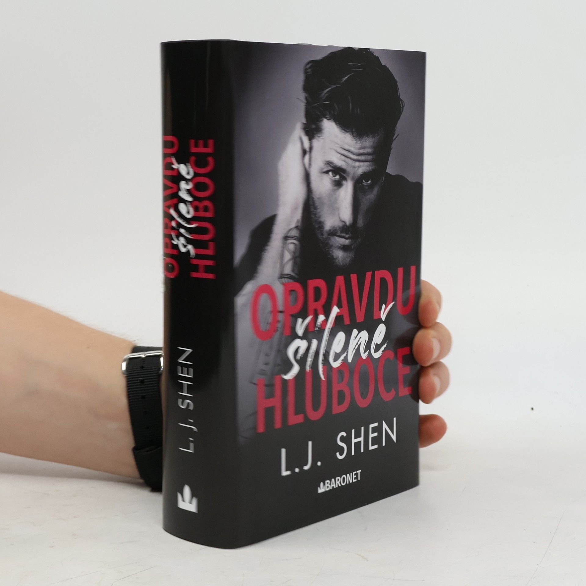 Eva Brožová Opravdu šíleně hluboce