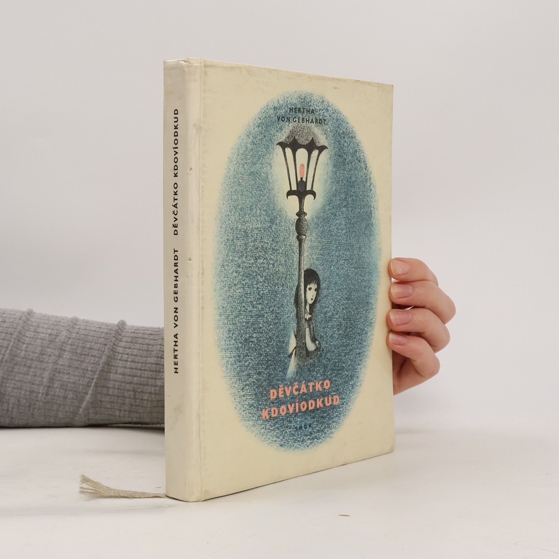 Děvčátko kdovíodkud