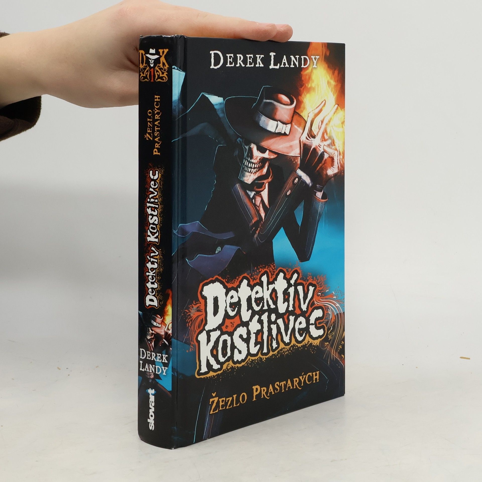 Derek Landy Žezlo prastarých