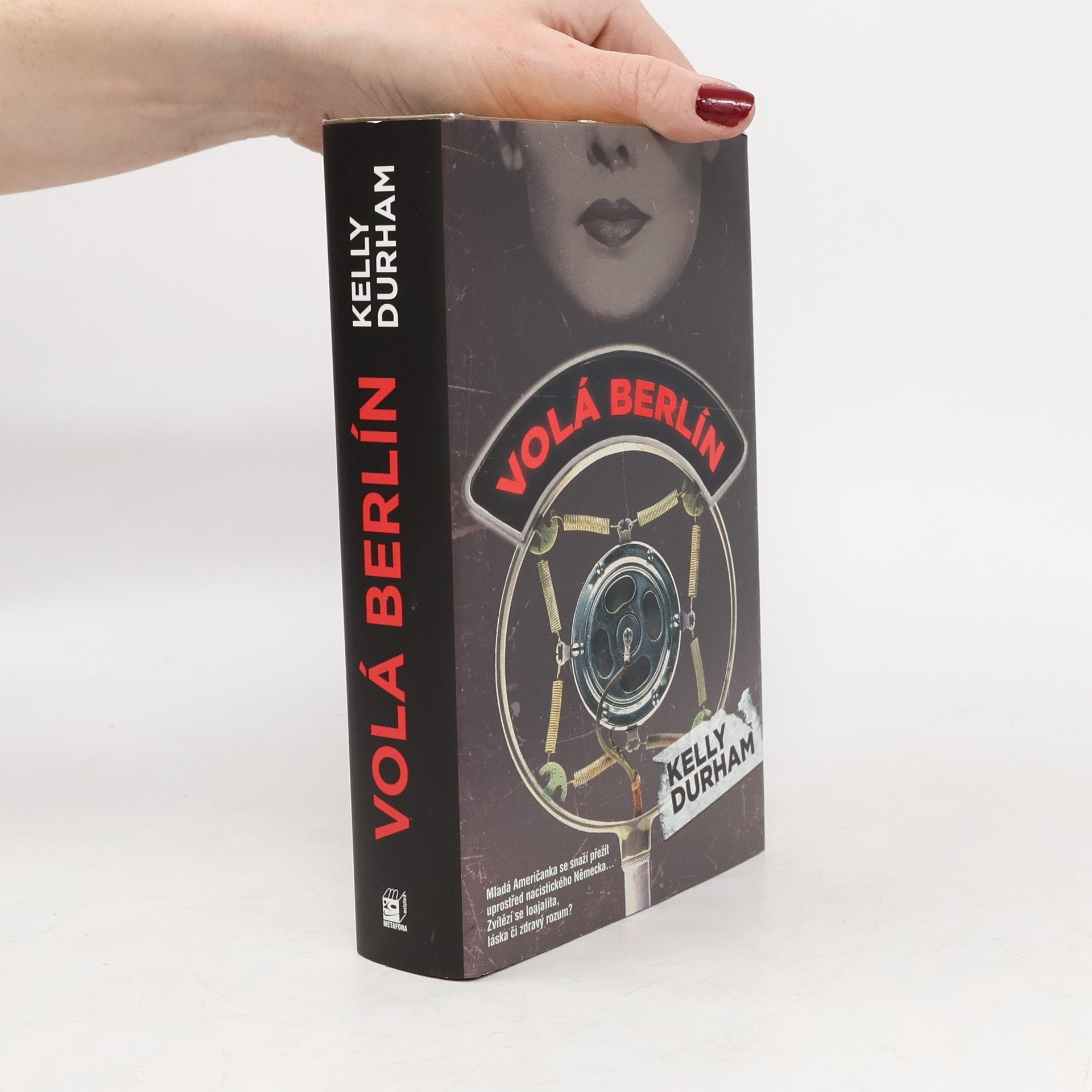 Kelly Durham Volá Berlín