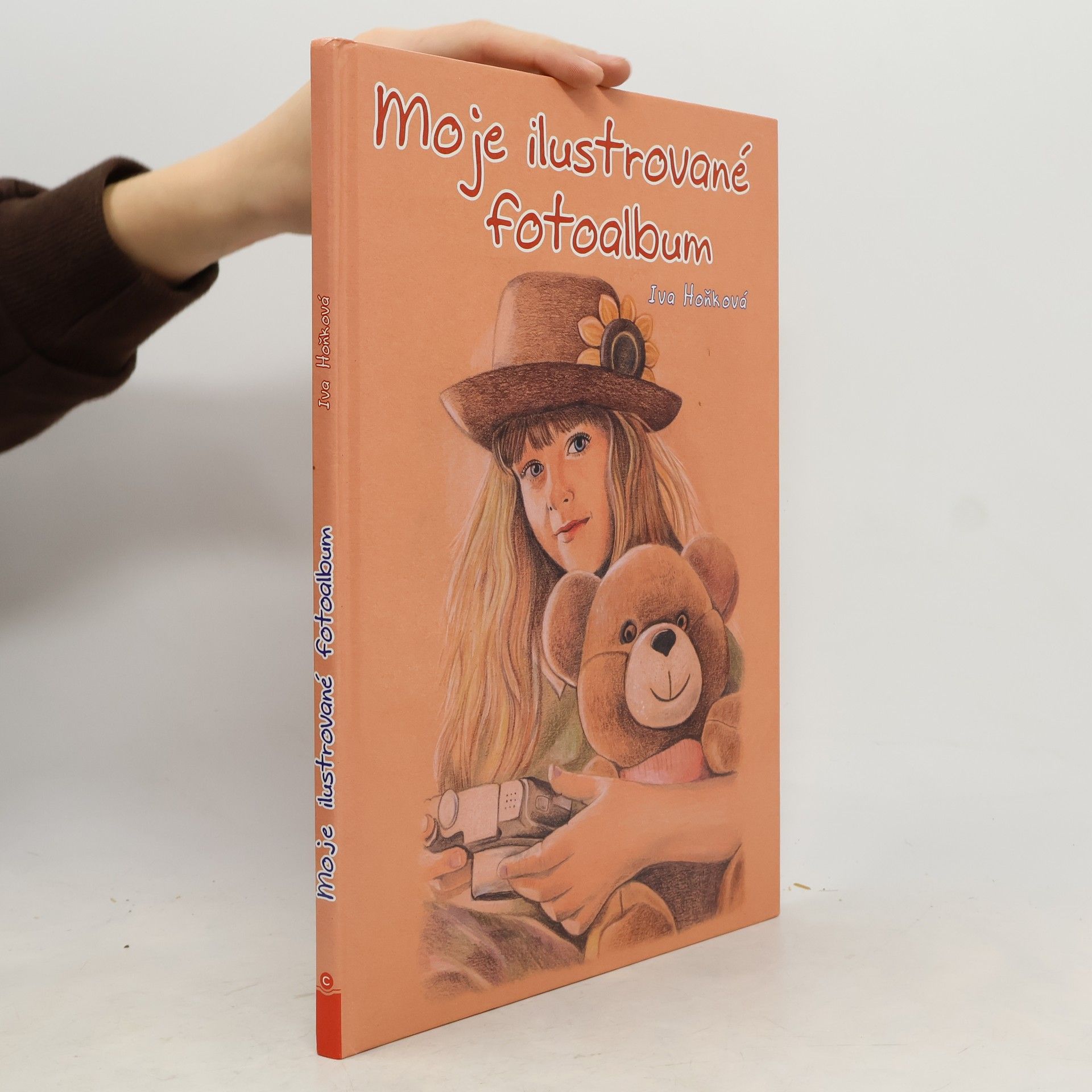 Iva Hoňková Moje ilustrované fotoalbum