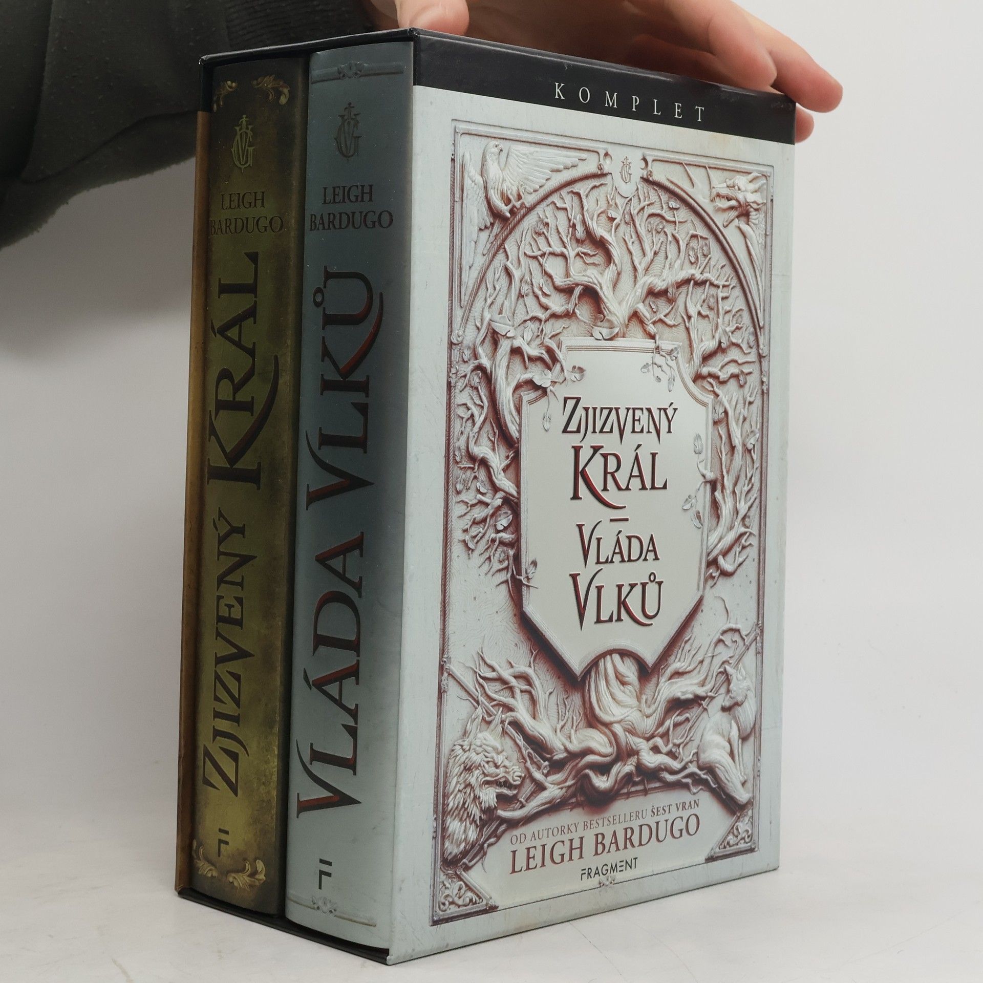 Zjizvený král. Vláda vlků