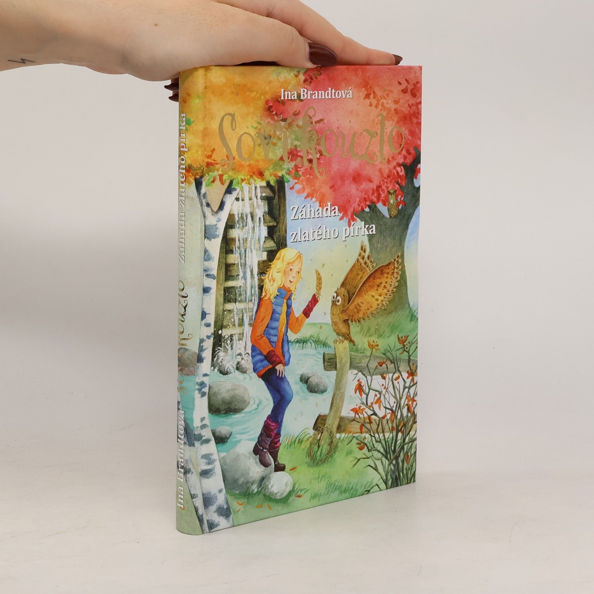 Soví kouzlo. Záhada zlatého pírka