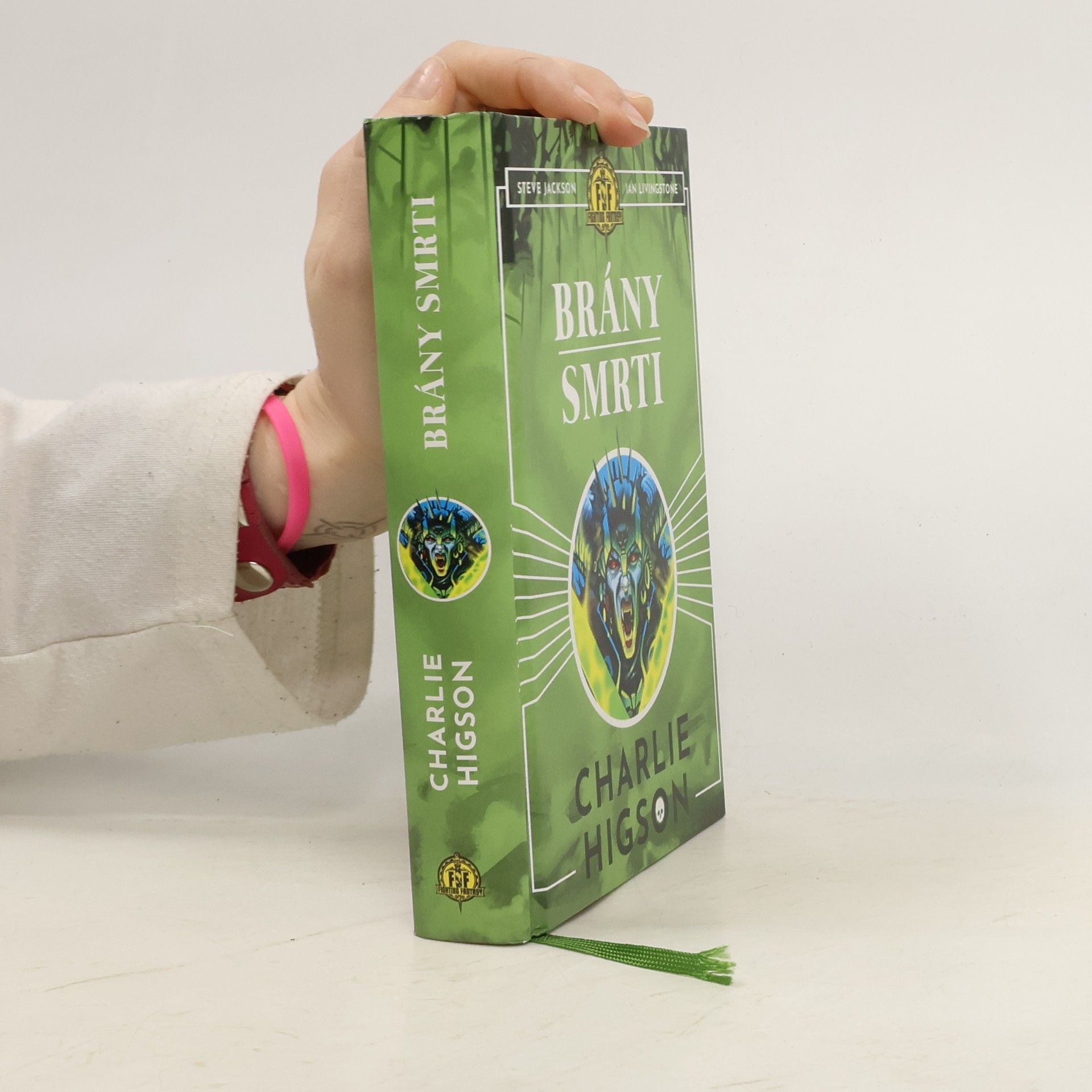 Charlie Higson Brány smrti