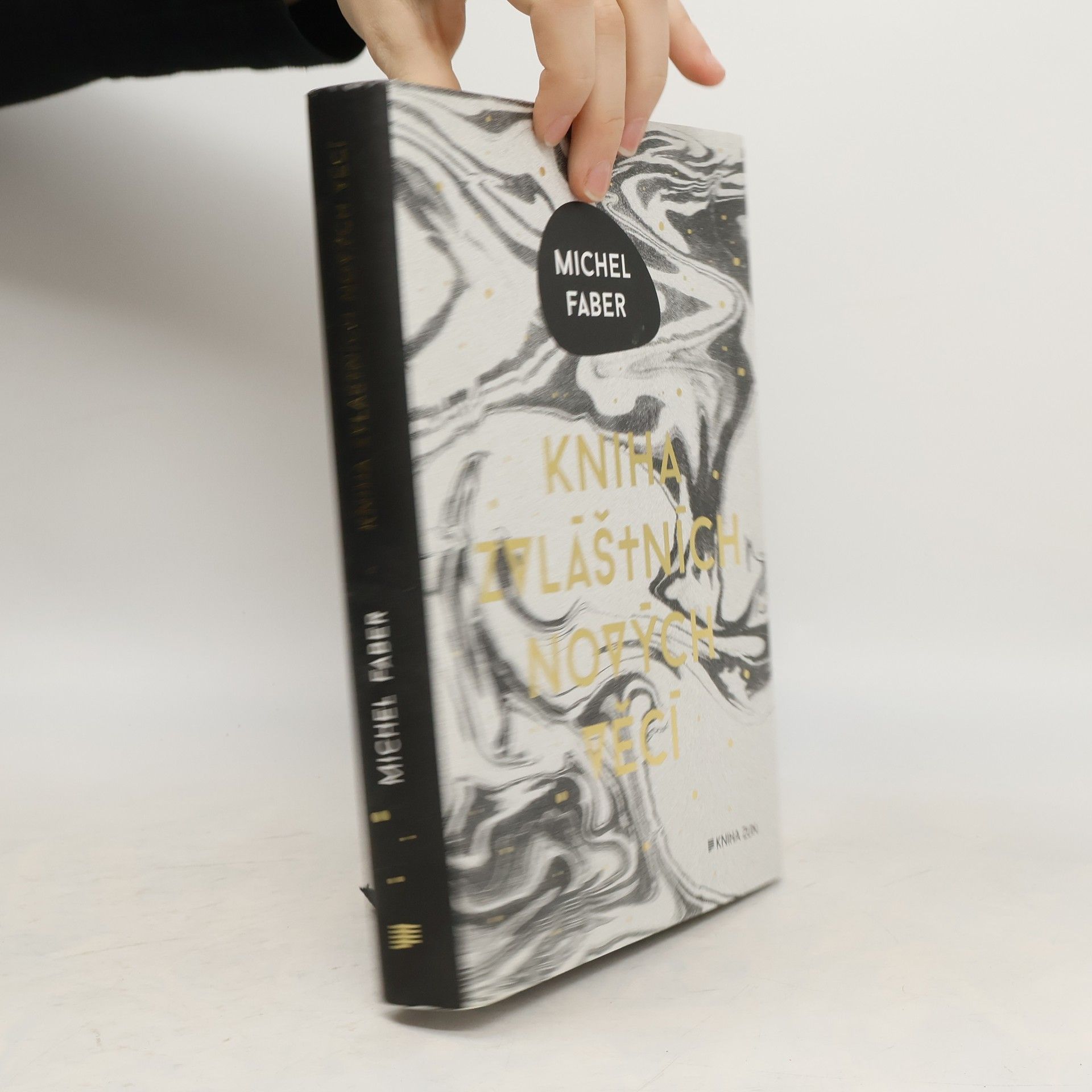 Michel Faber Kniha zvláštních nových věcí