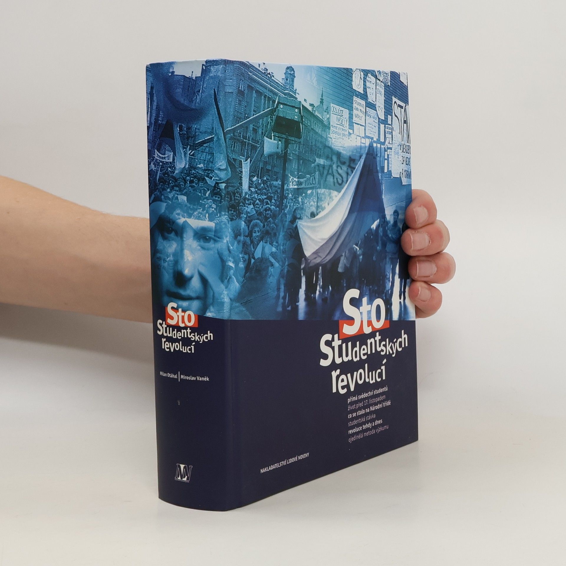 Sto studentských revolucí