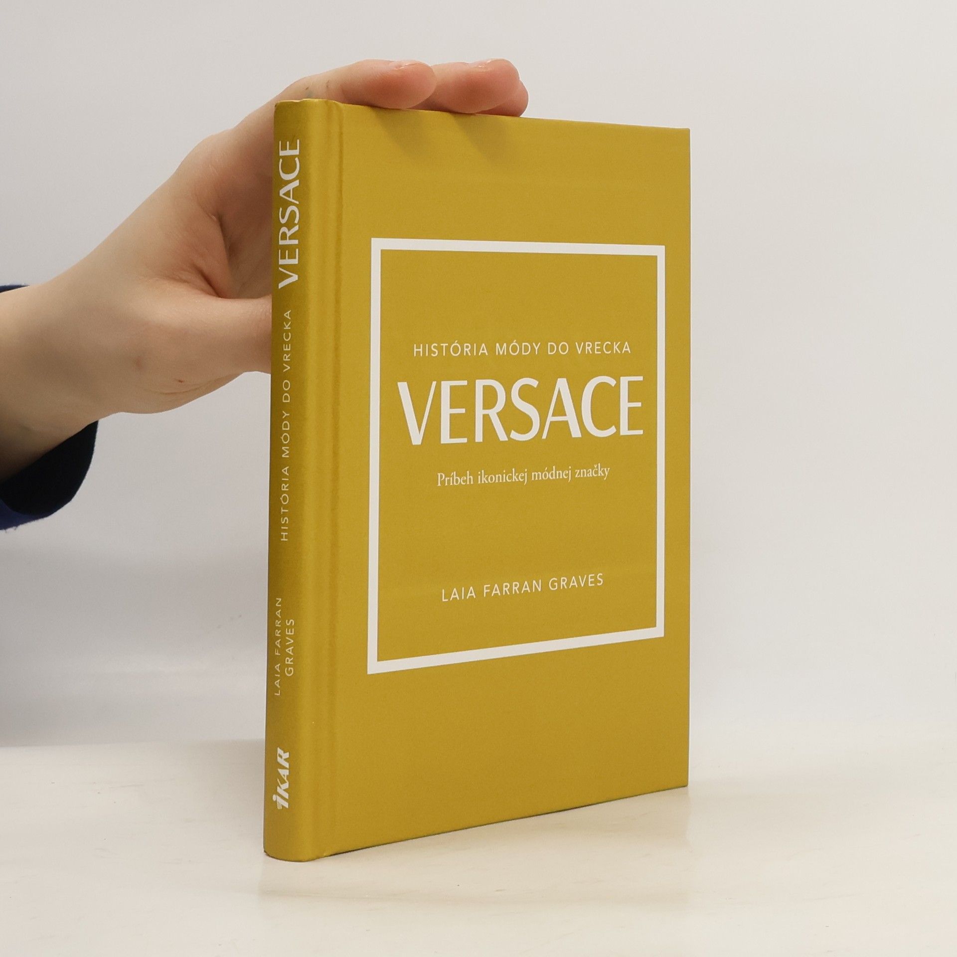 Laia Farran Graves Versace. Príbeh ikonickej módnej značky