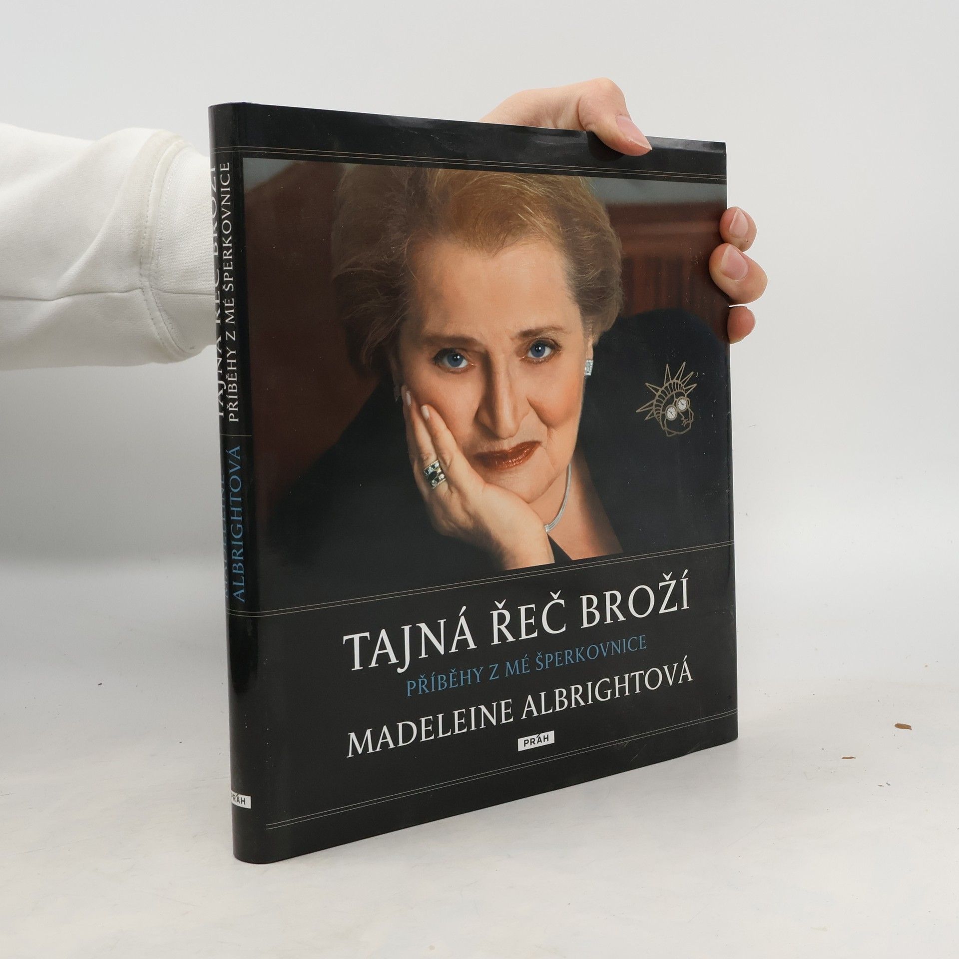 Tajná řeč broží : příběhy z mé šperkovnice