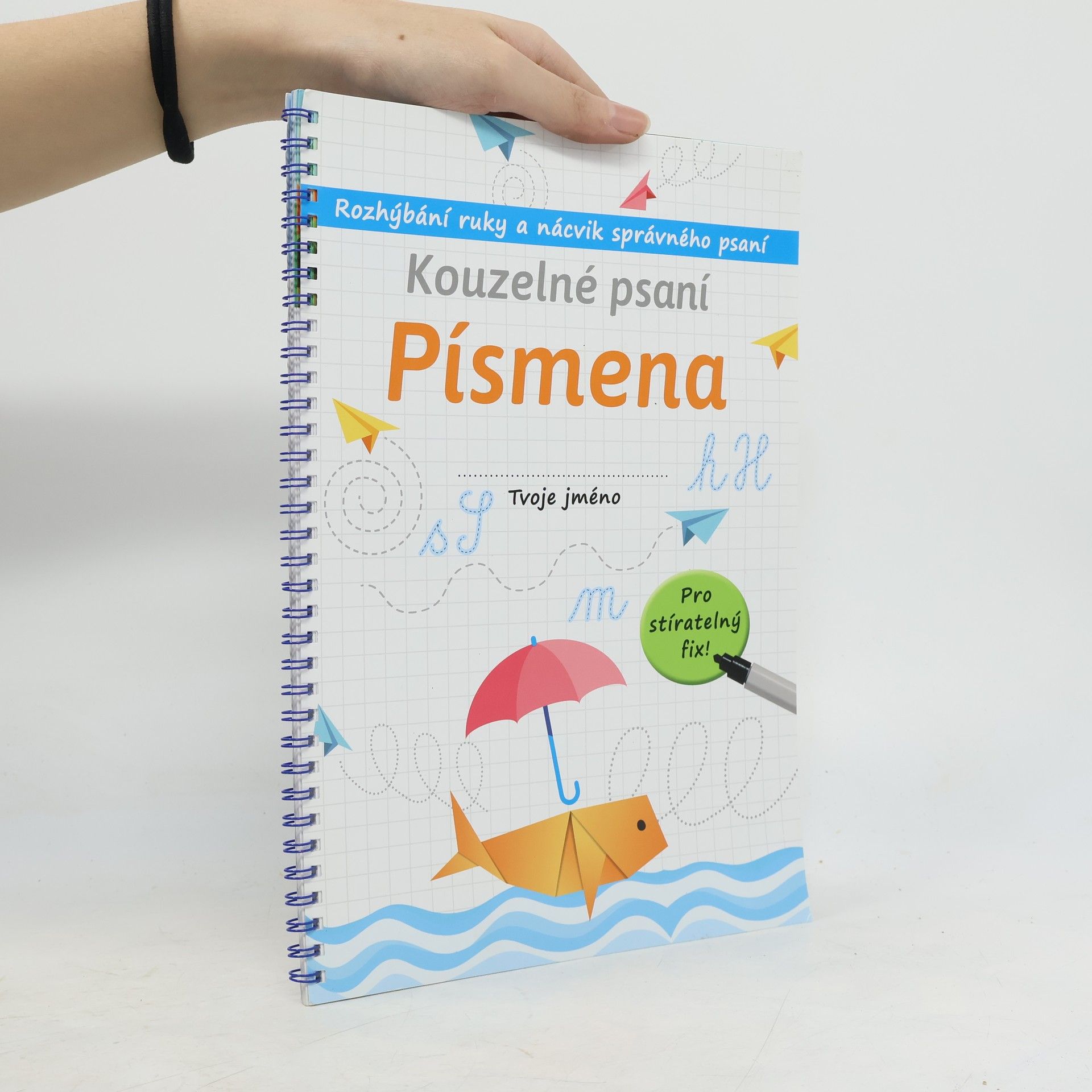 Collectif d'auteurs Kouzelné psaní. Písmena