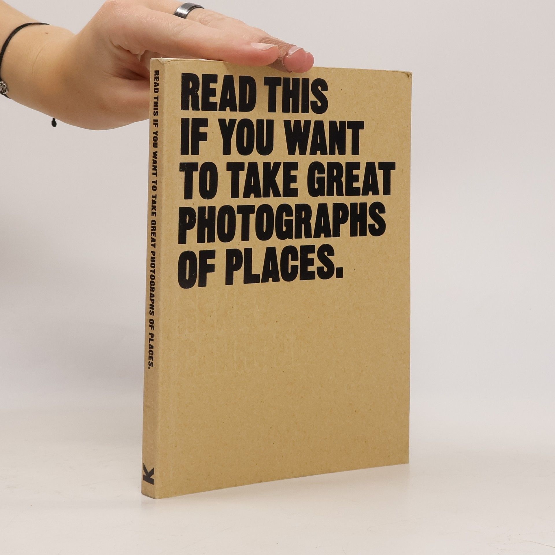 Read this if you want to take great photographs of places