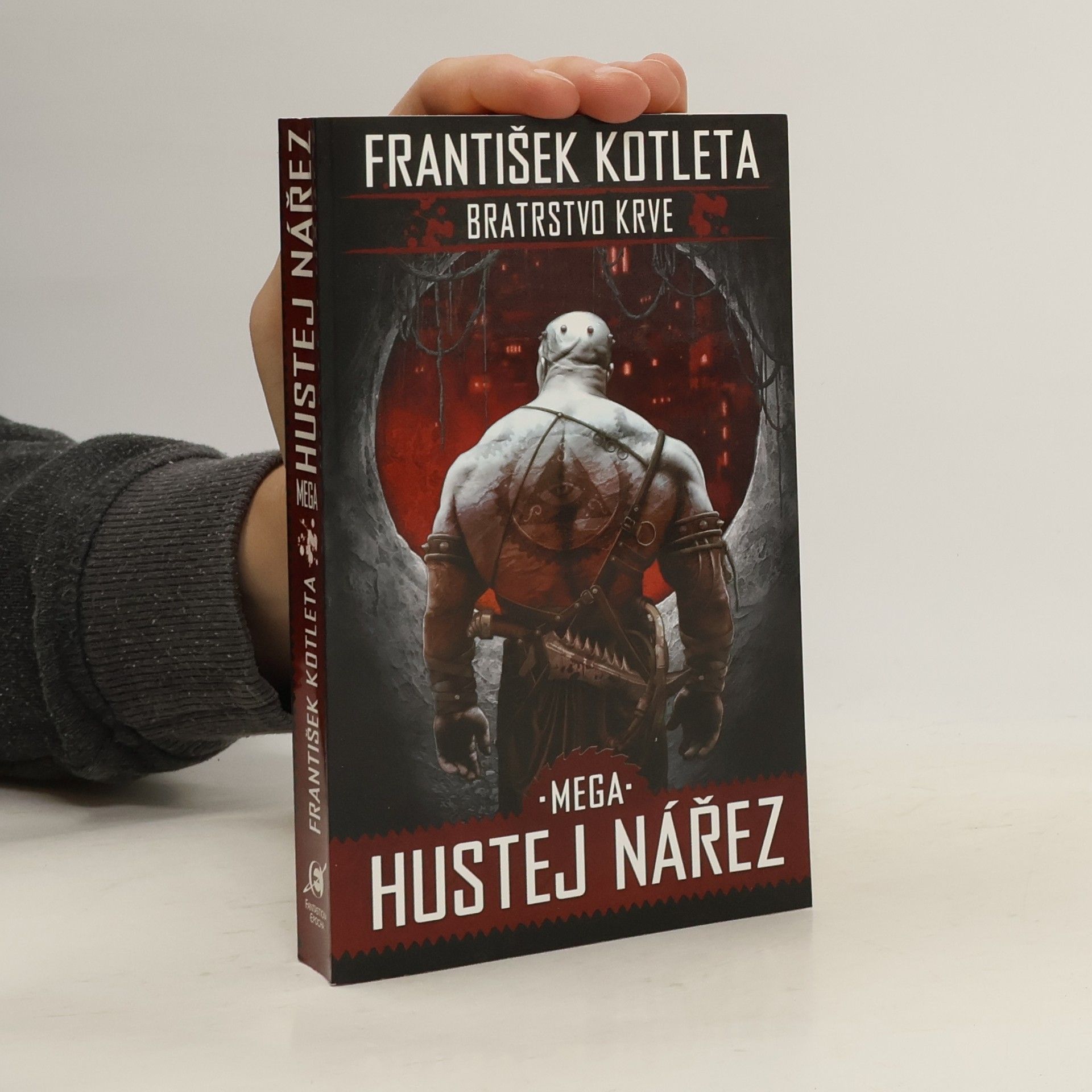 Bratrstvo krve. Mega hustej nářez