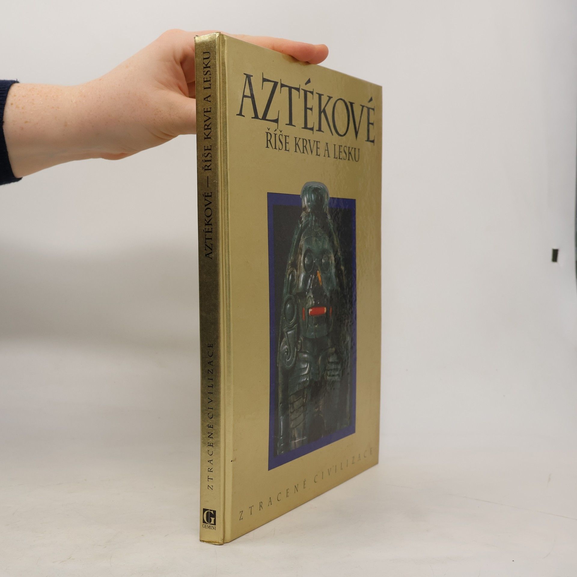 Darcie Johnston Aztékové. Říše krve a lesku