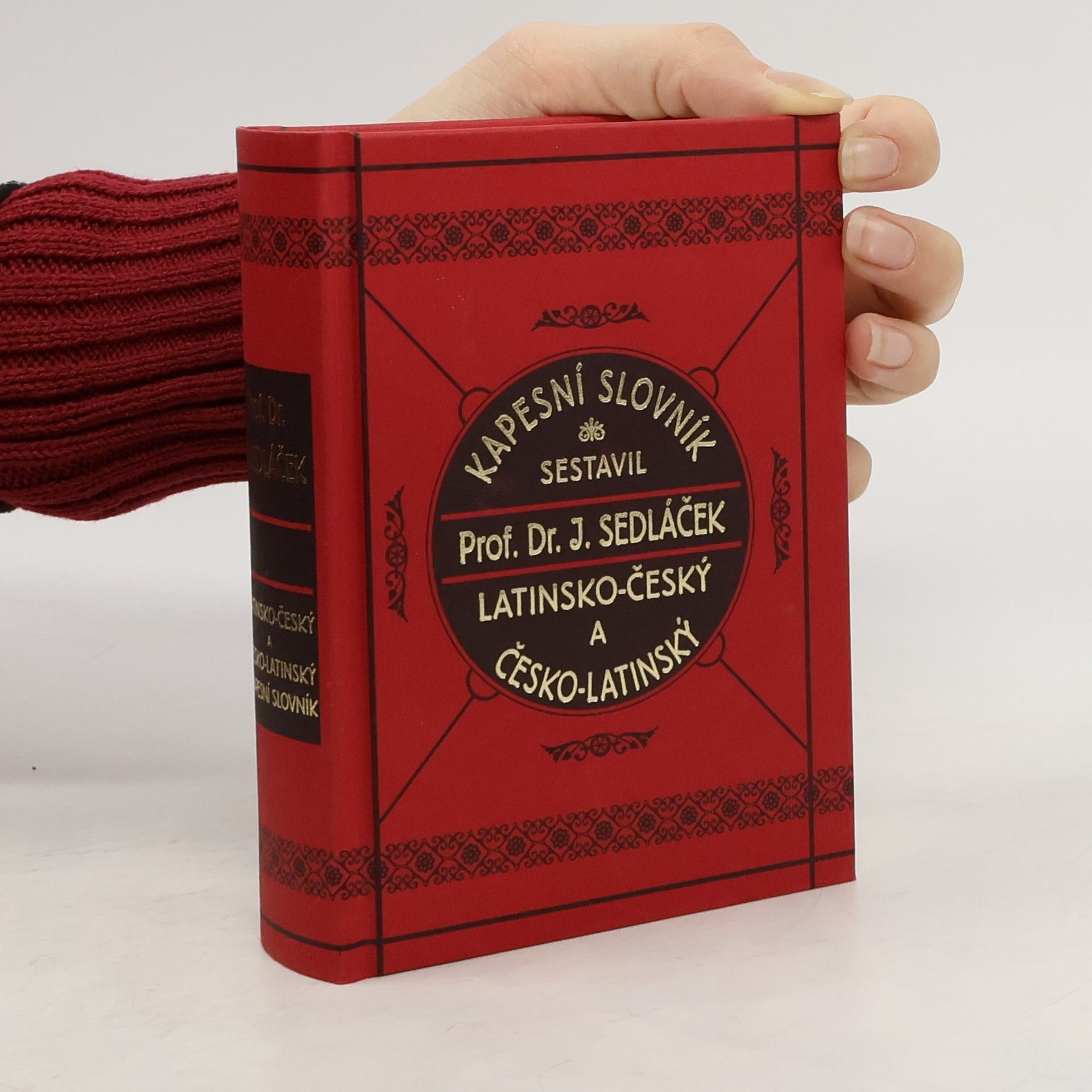 Kapesní slovník latinsko-český a česko-latinský