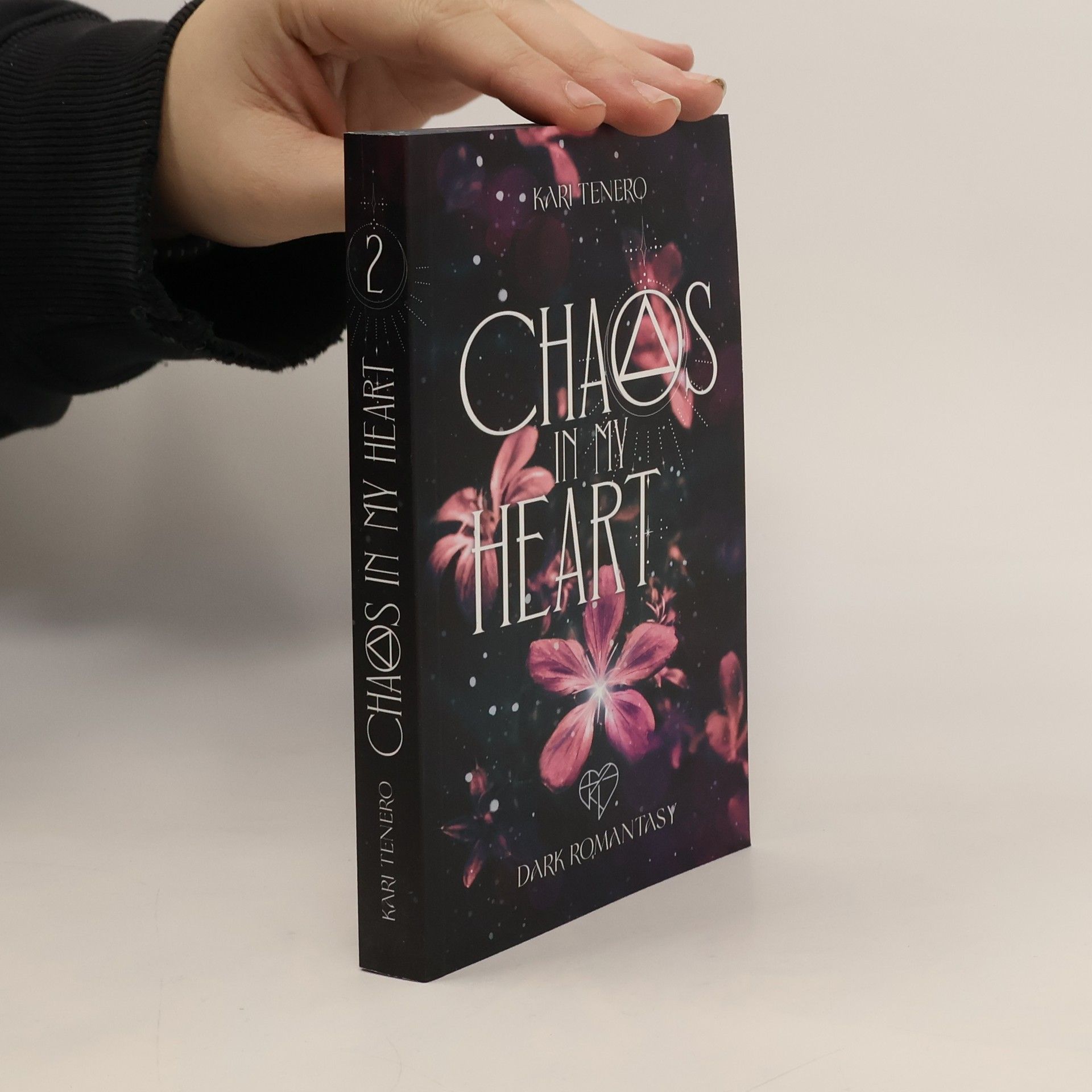 Kari Tenero Chaos in my Heart 2