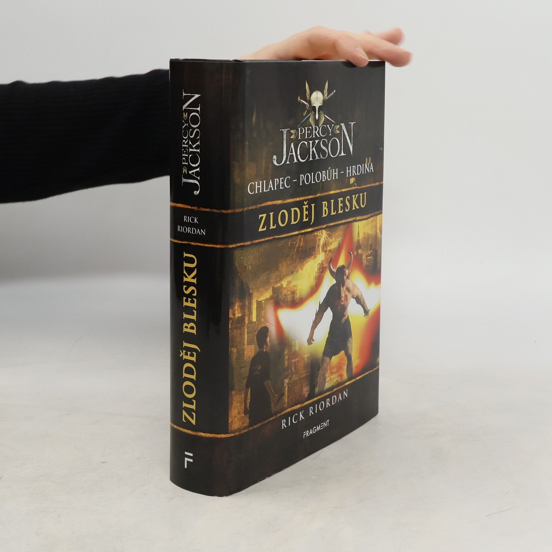 Rick Riordan Percy Jackson. Zloděj blesku