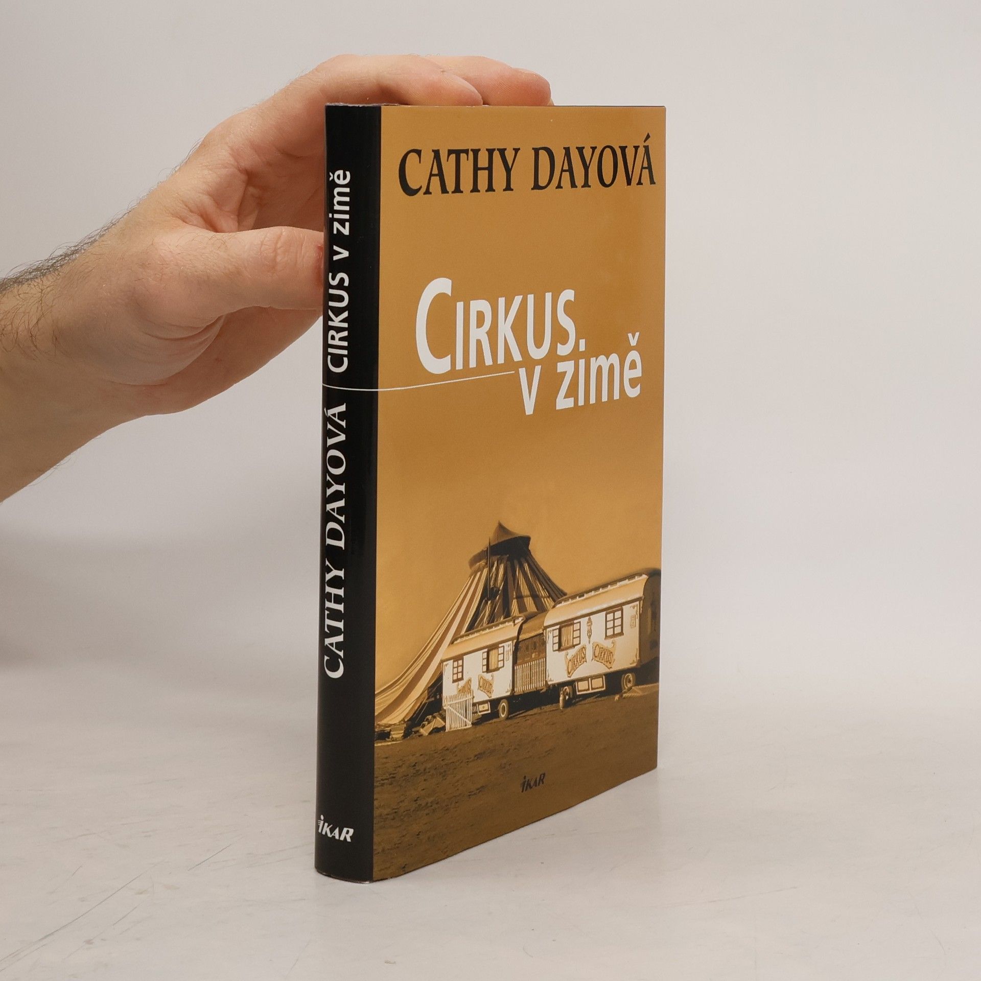 Cathy Day Cirkus v zimě