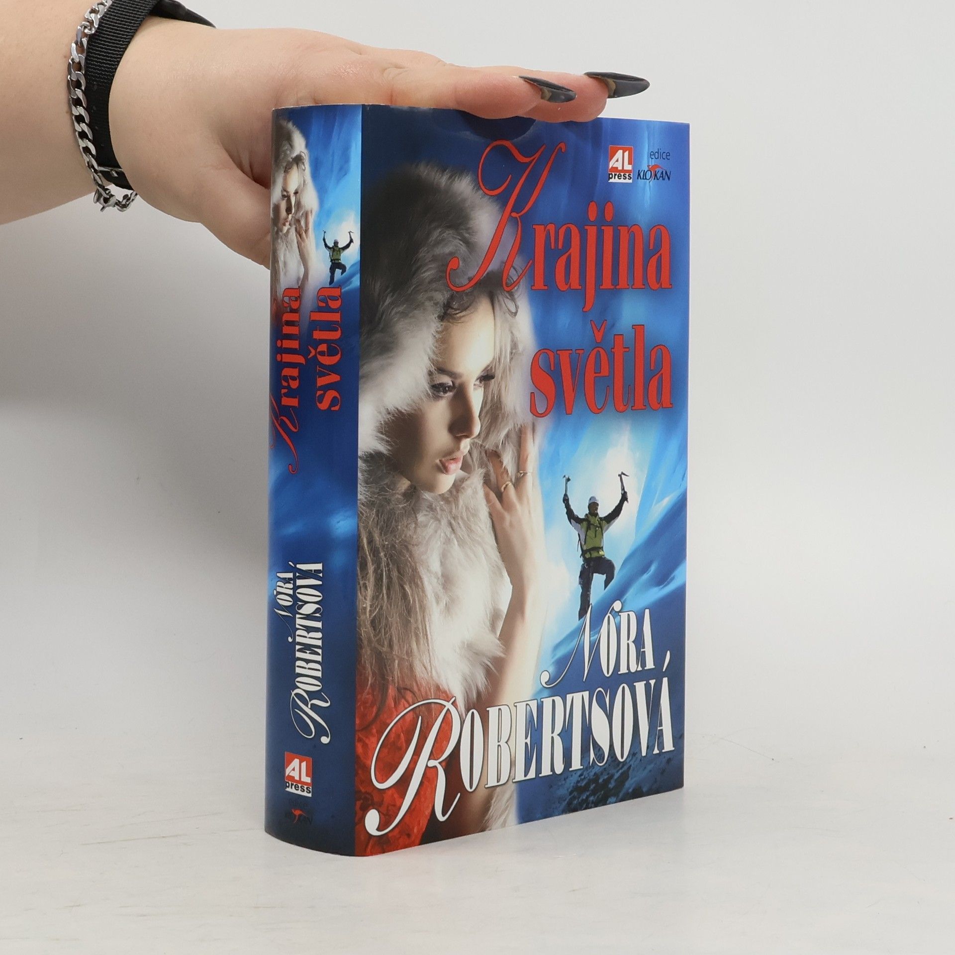 Nora Roberts Krajina světla
