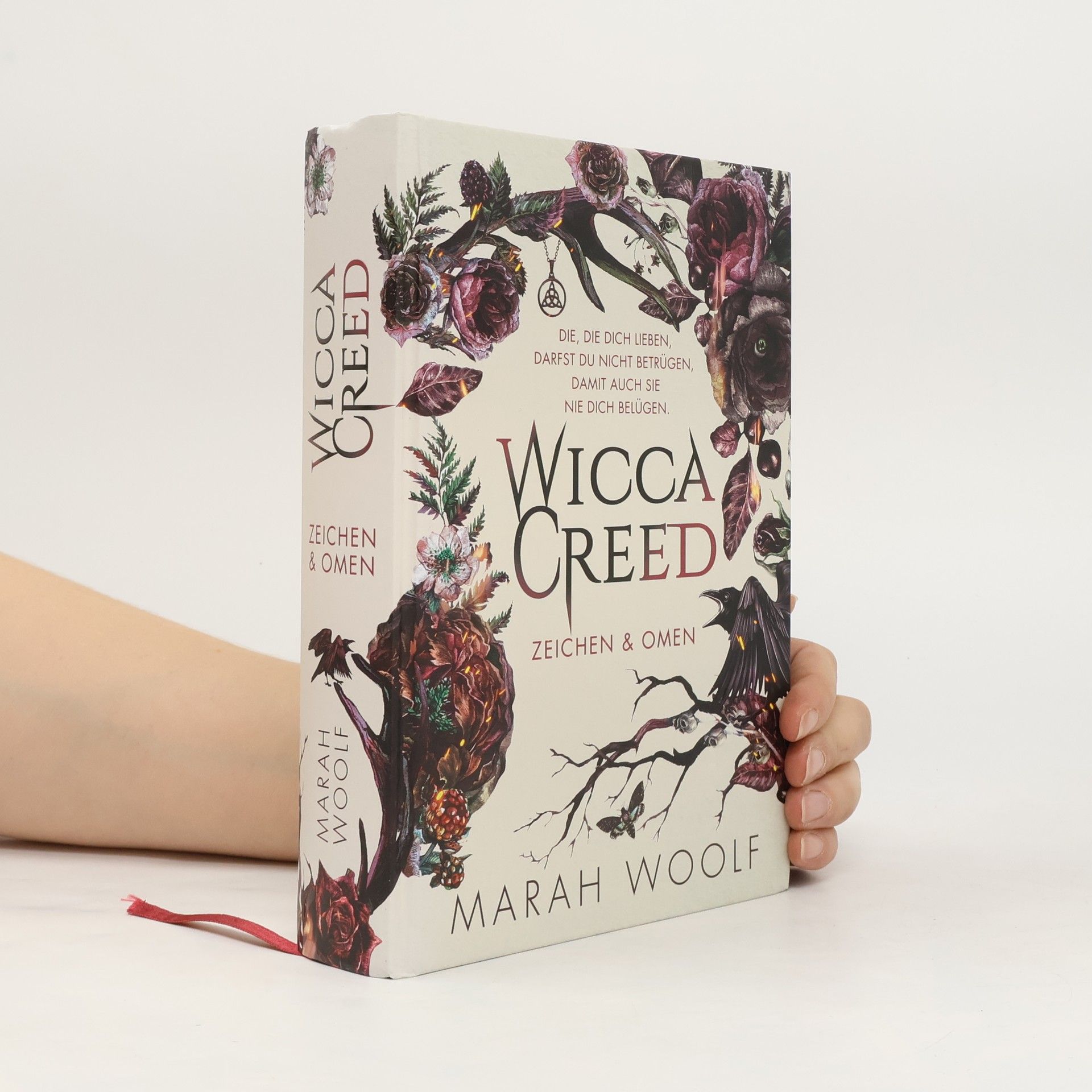Marah Woolf WiccaCreed. Zeichen & Omen