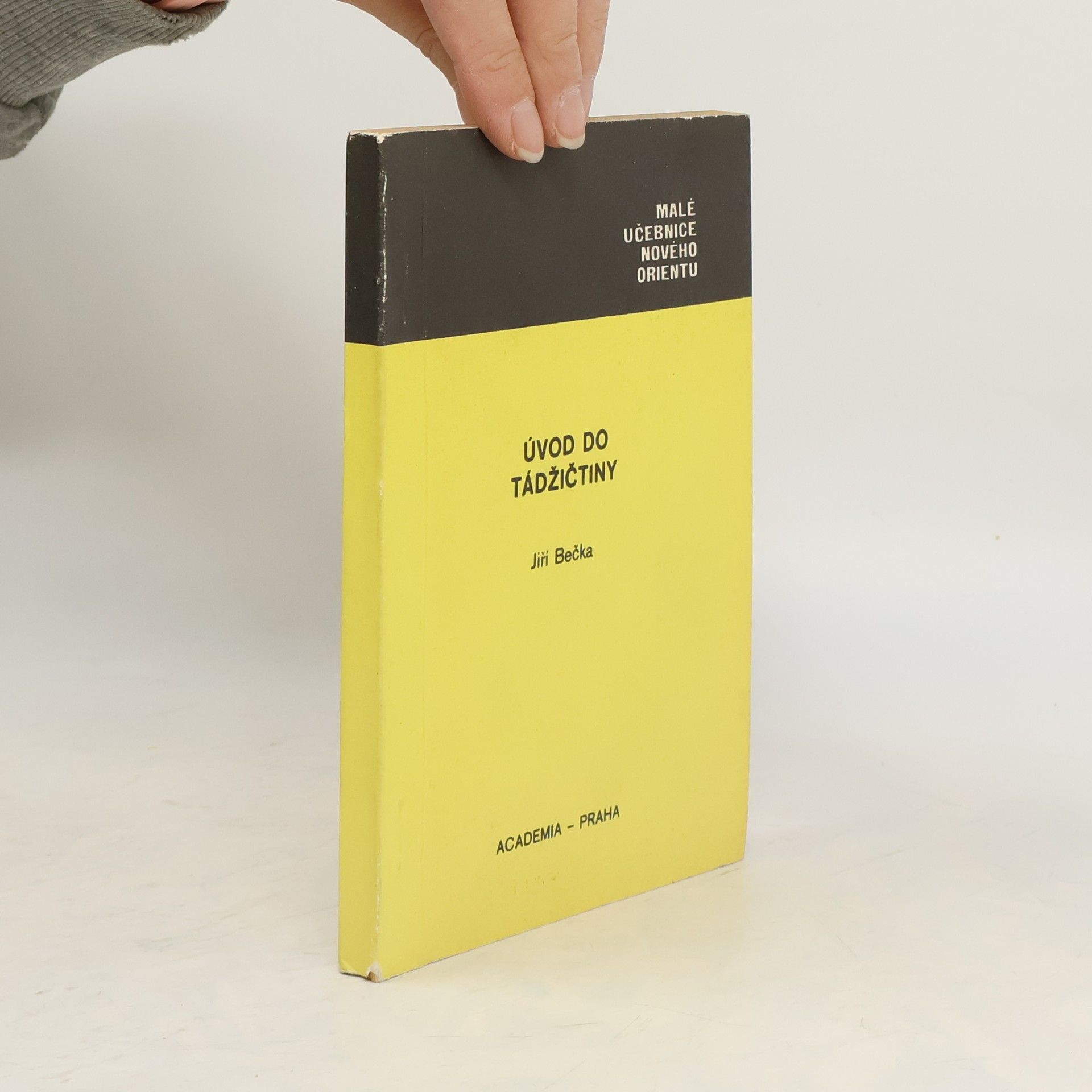 Jiří Bečka Úvod do Tádžičtiny