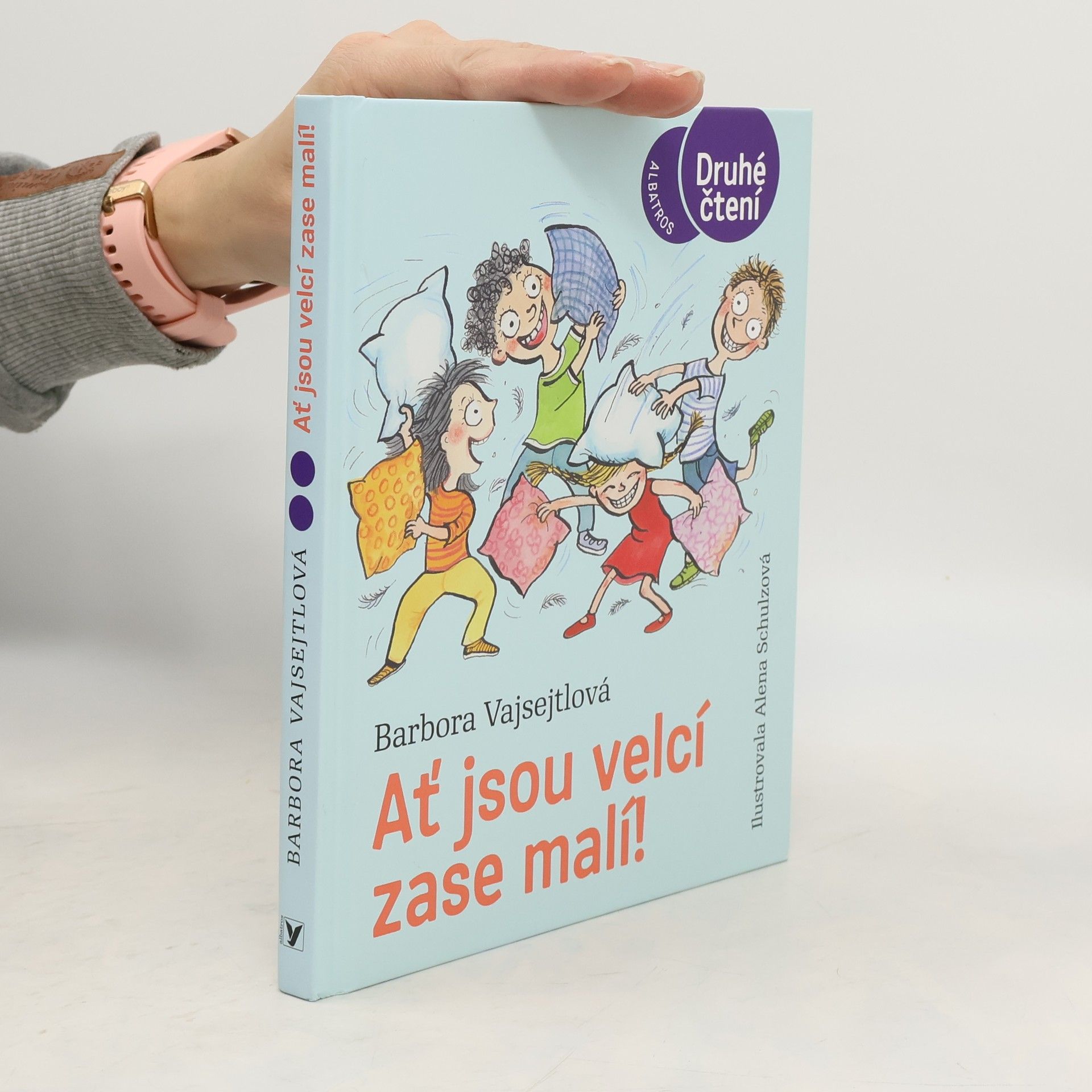 ať jsou velcí zase malí