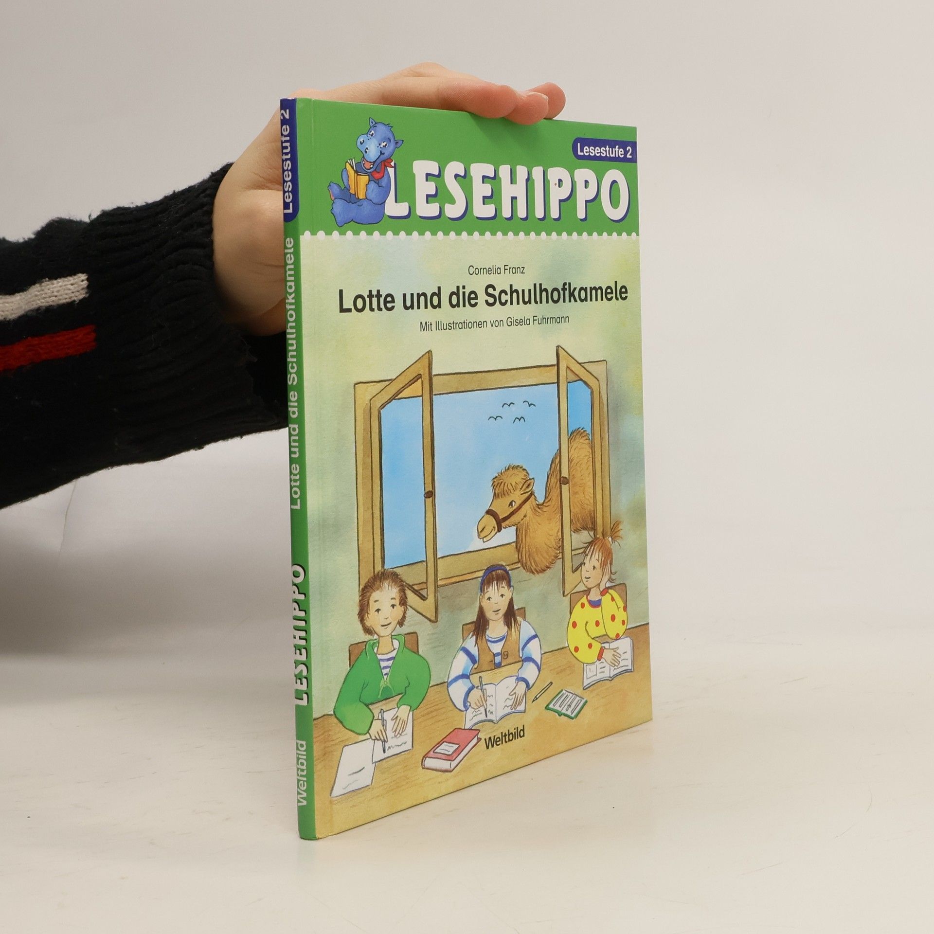 Lotte und die Schulhofkamele