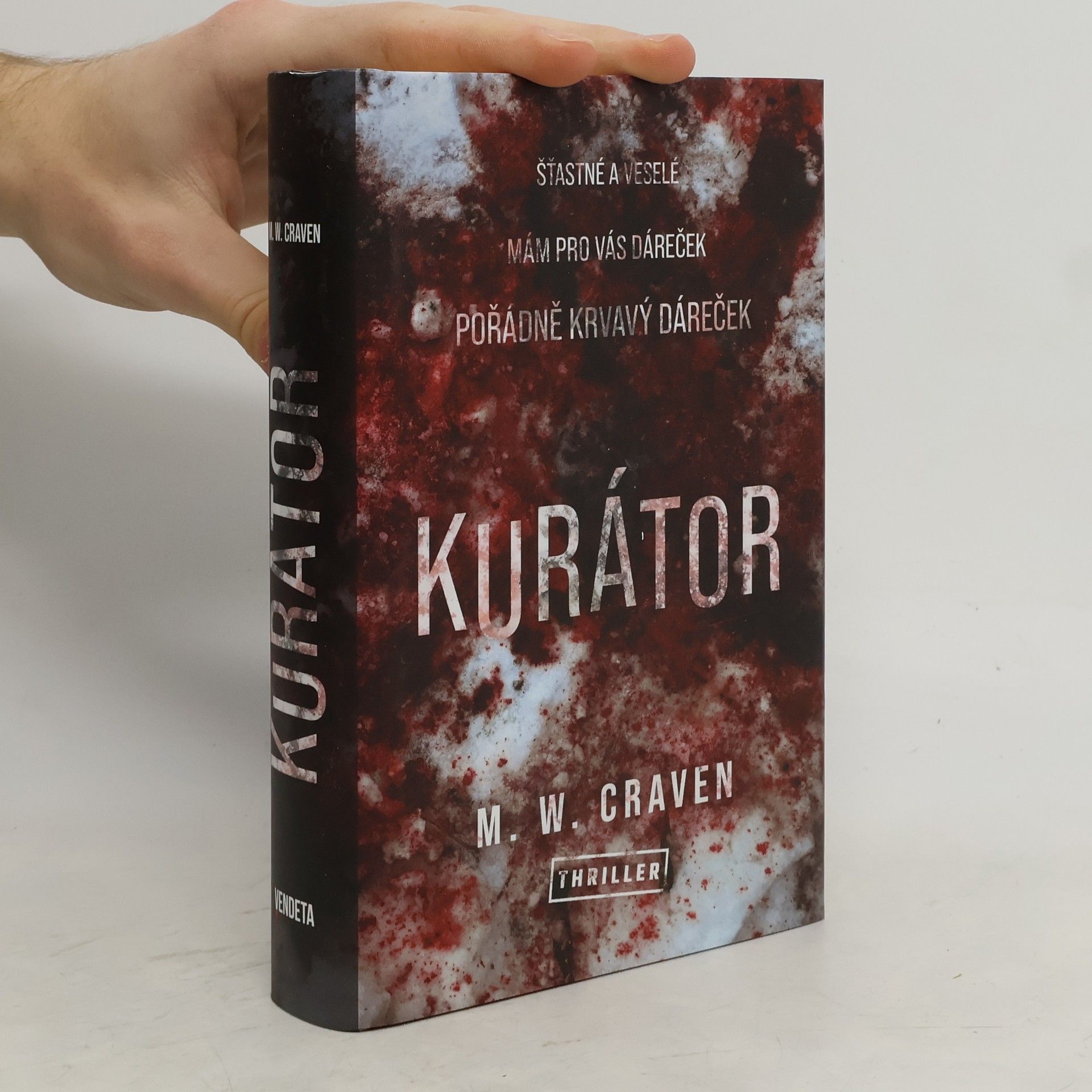 M. W. Craven Kurátor