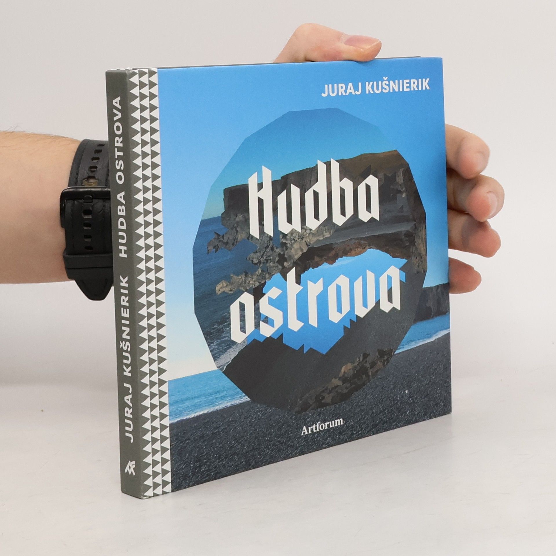 Juraj Kušnierik Hudba ostrova