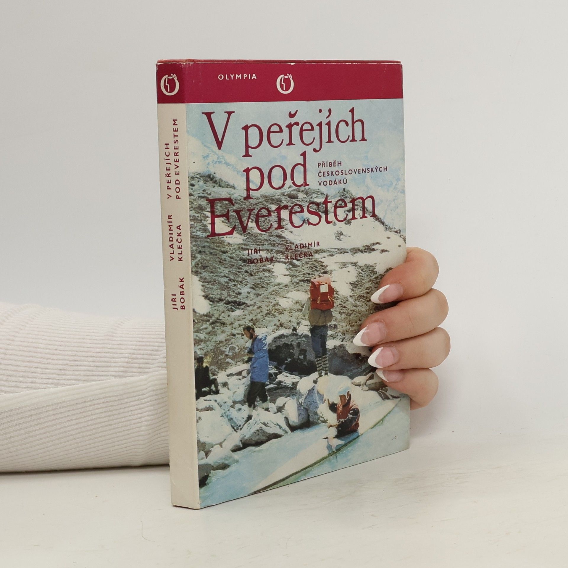 V peřejích pod Everestem