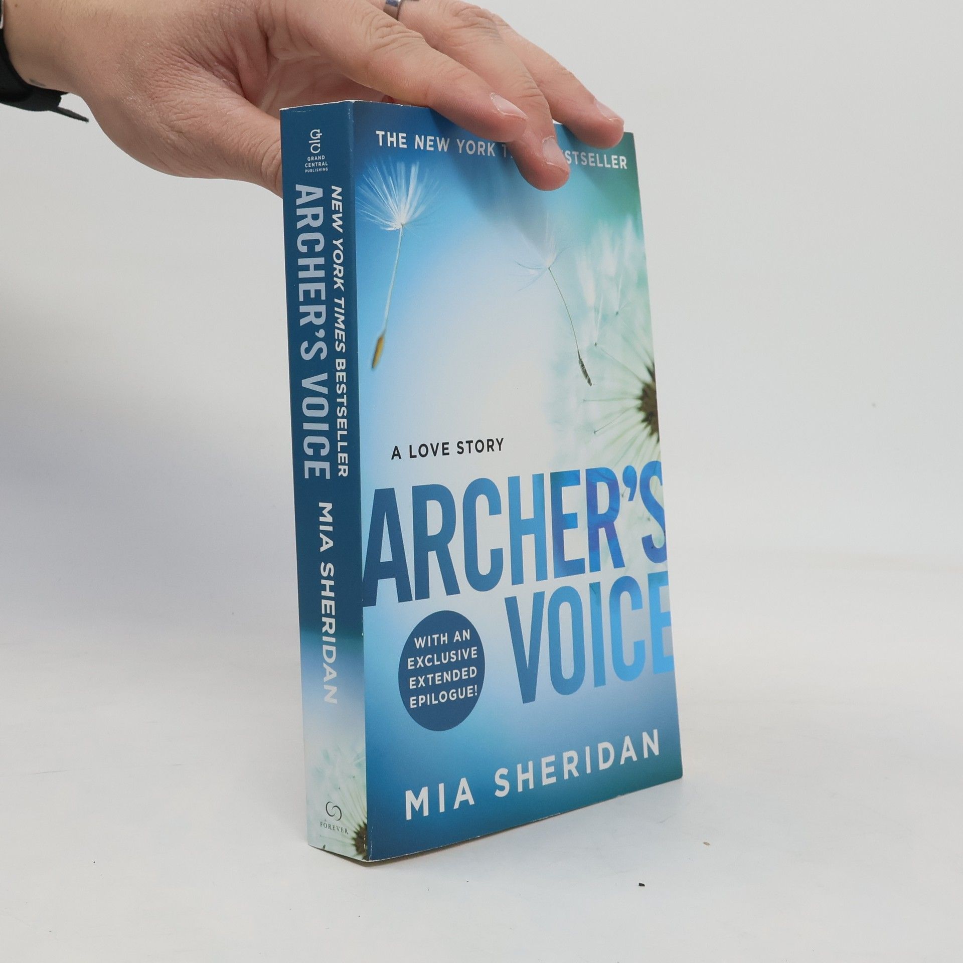 Mia Sheridan Archer's Voice