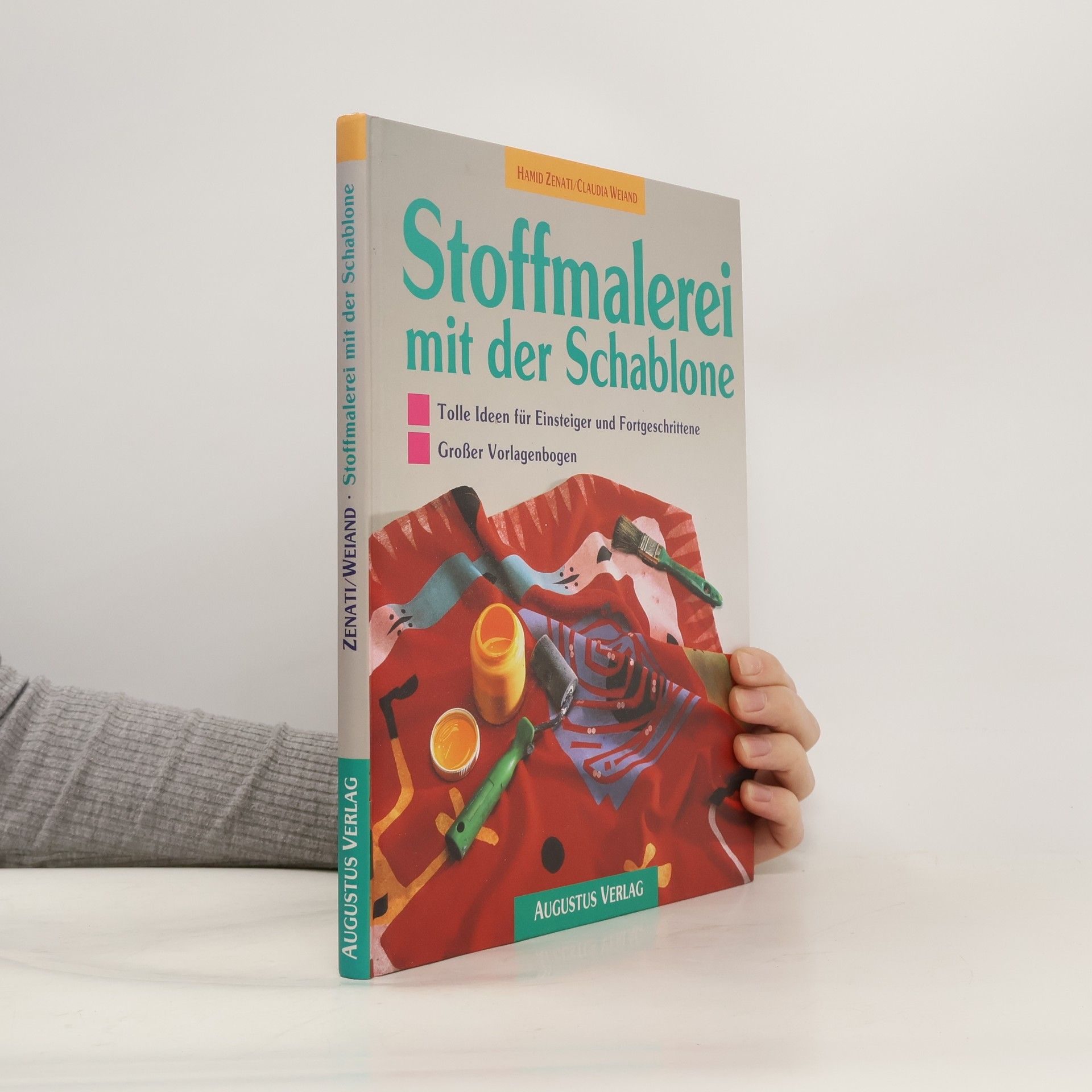 Stoffmalerei mit der Schablone