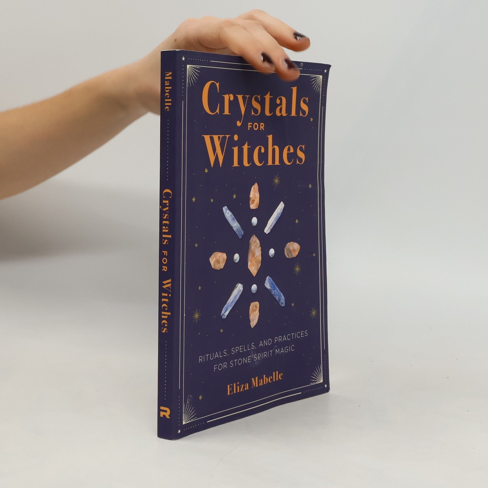 Eliza Mabelle Crystals for Witches