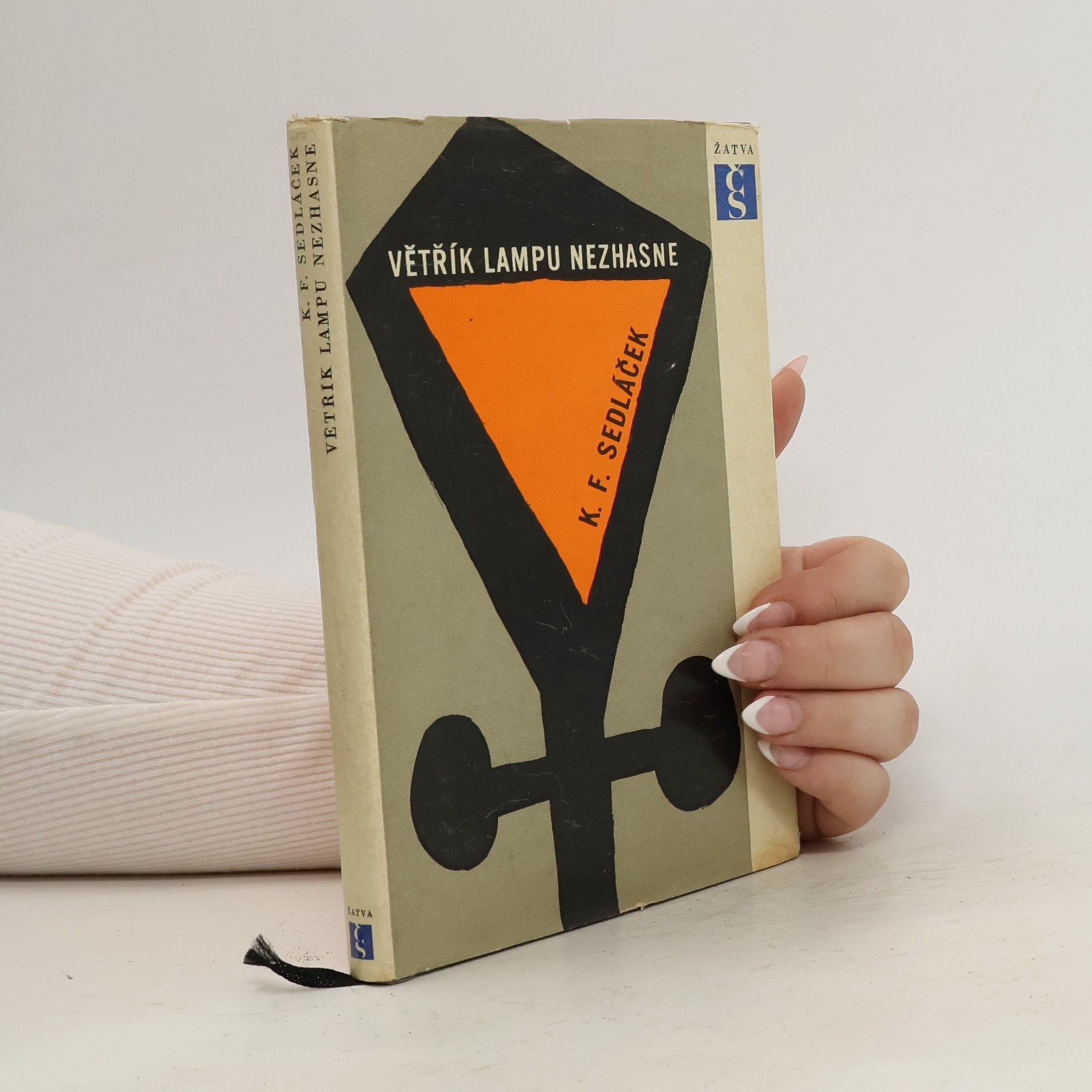 Větřík lampu nezhasne