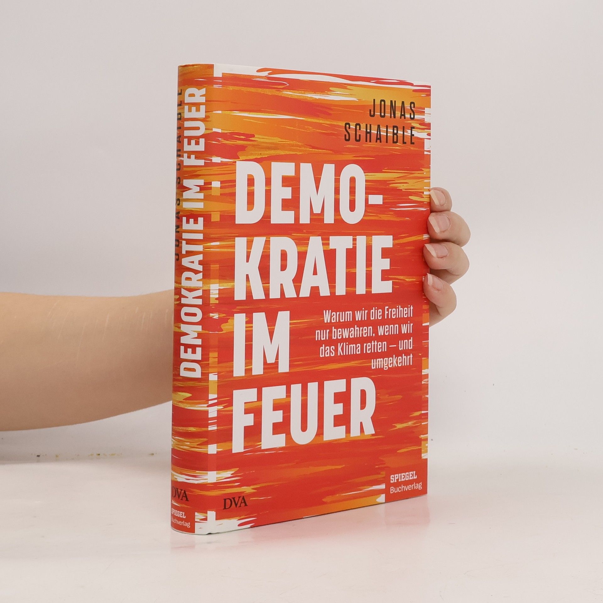 Demokratie im Feuer