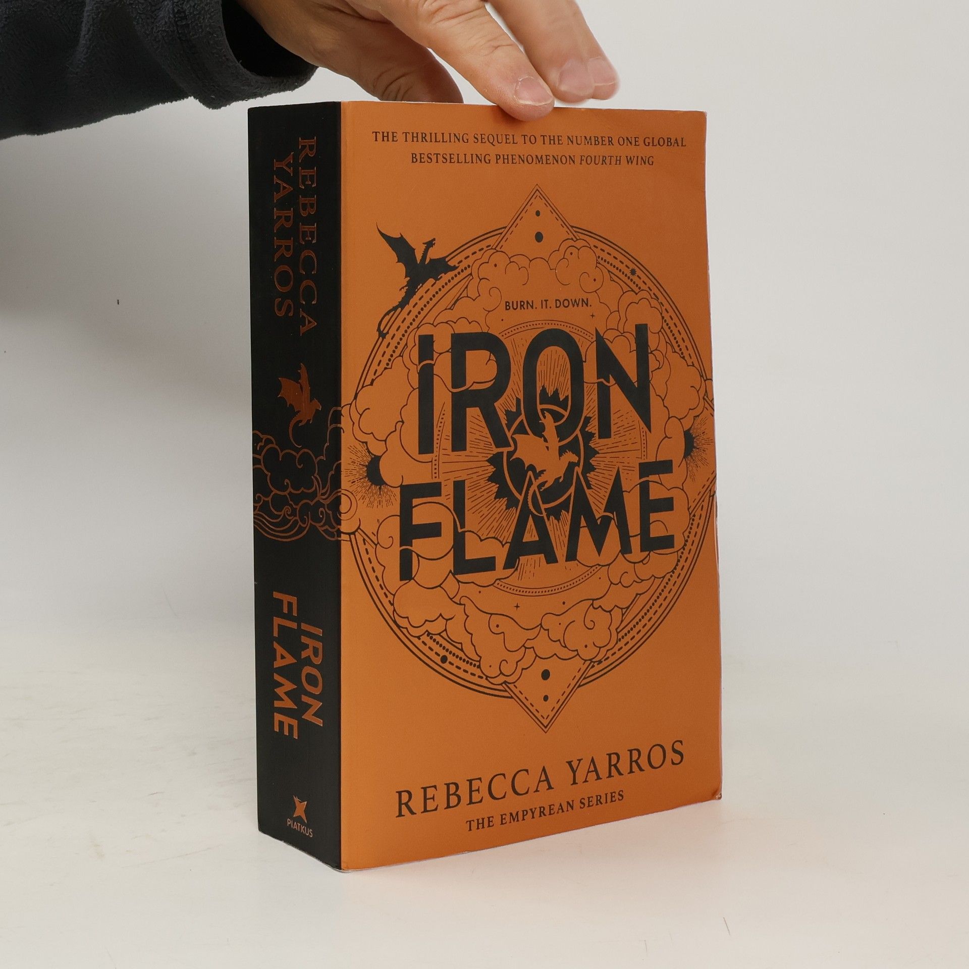 Rebecca Yarros Iron Flame