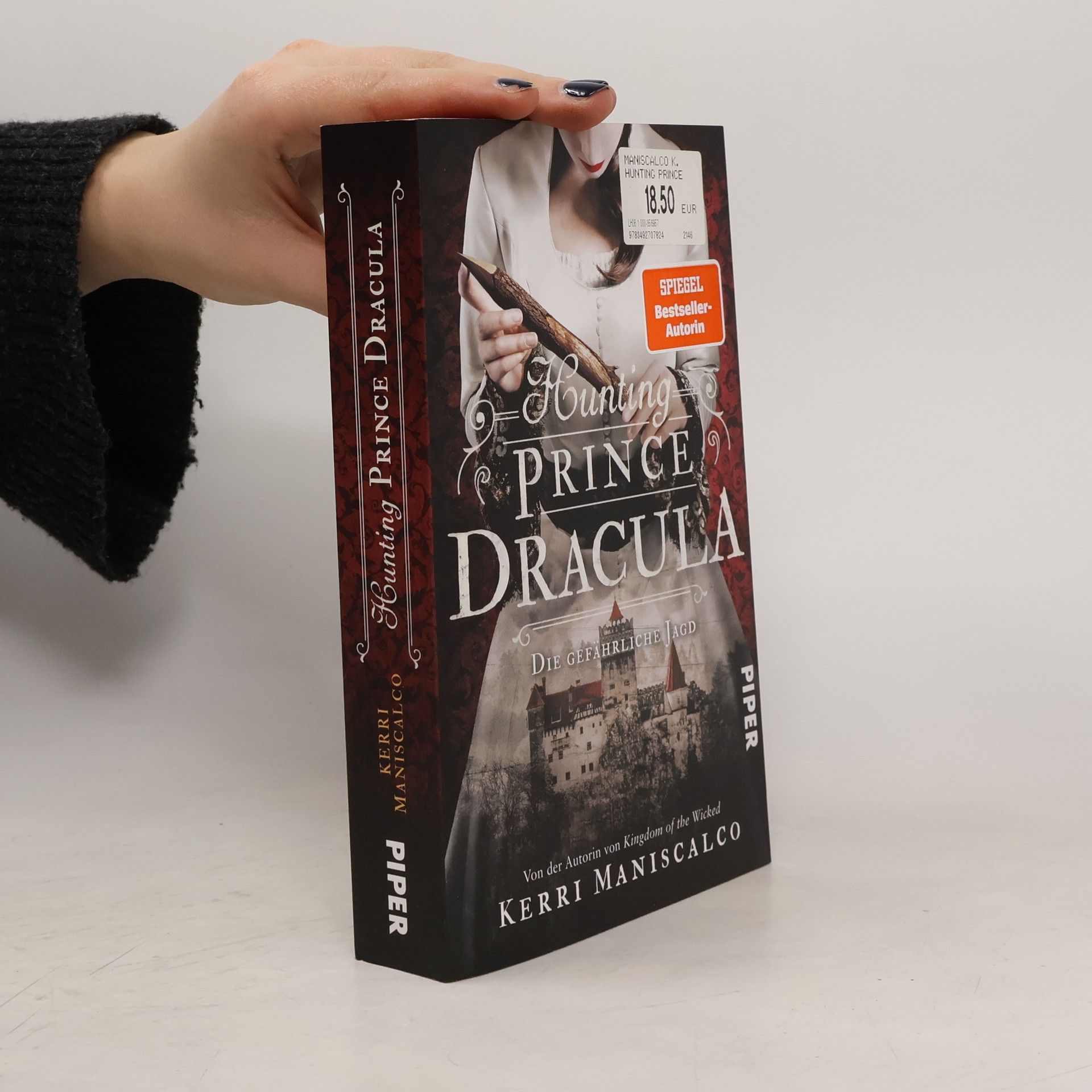 Kerri Maniscalco Hunting Prince Dracula