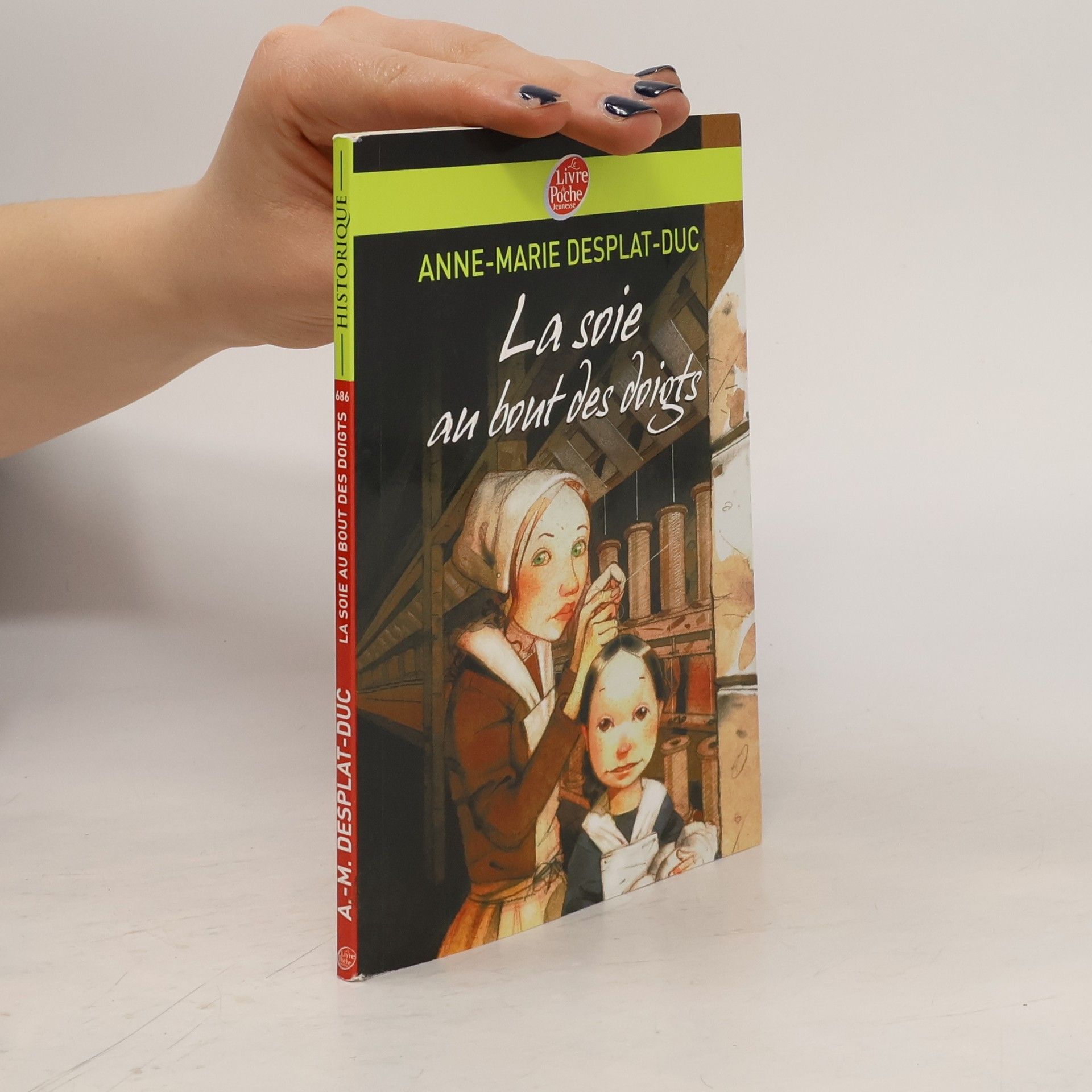 La soie au bout des doigts