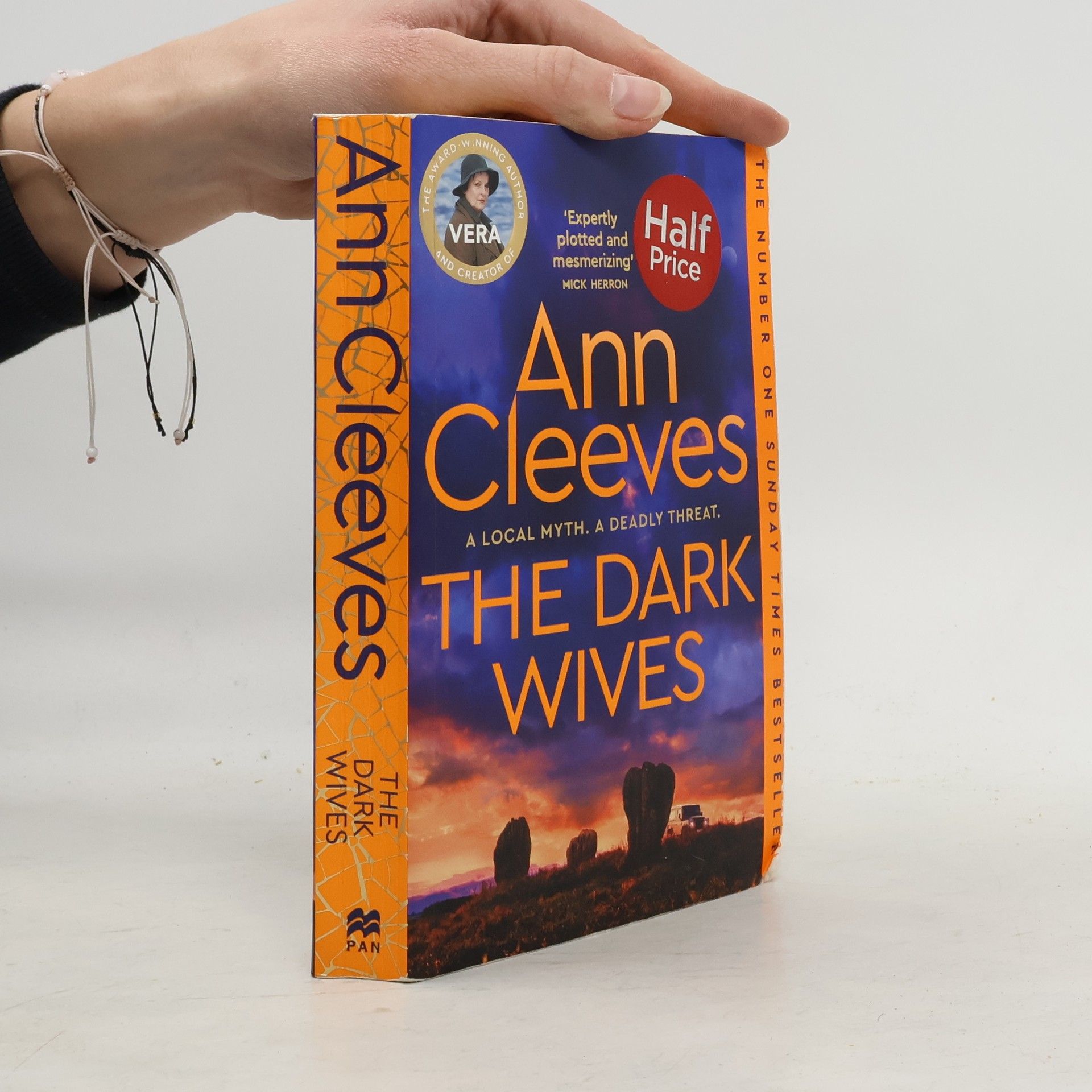 Ann Cleeves The Dark Wives